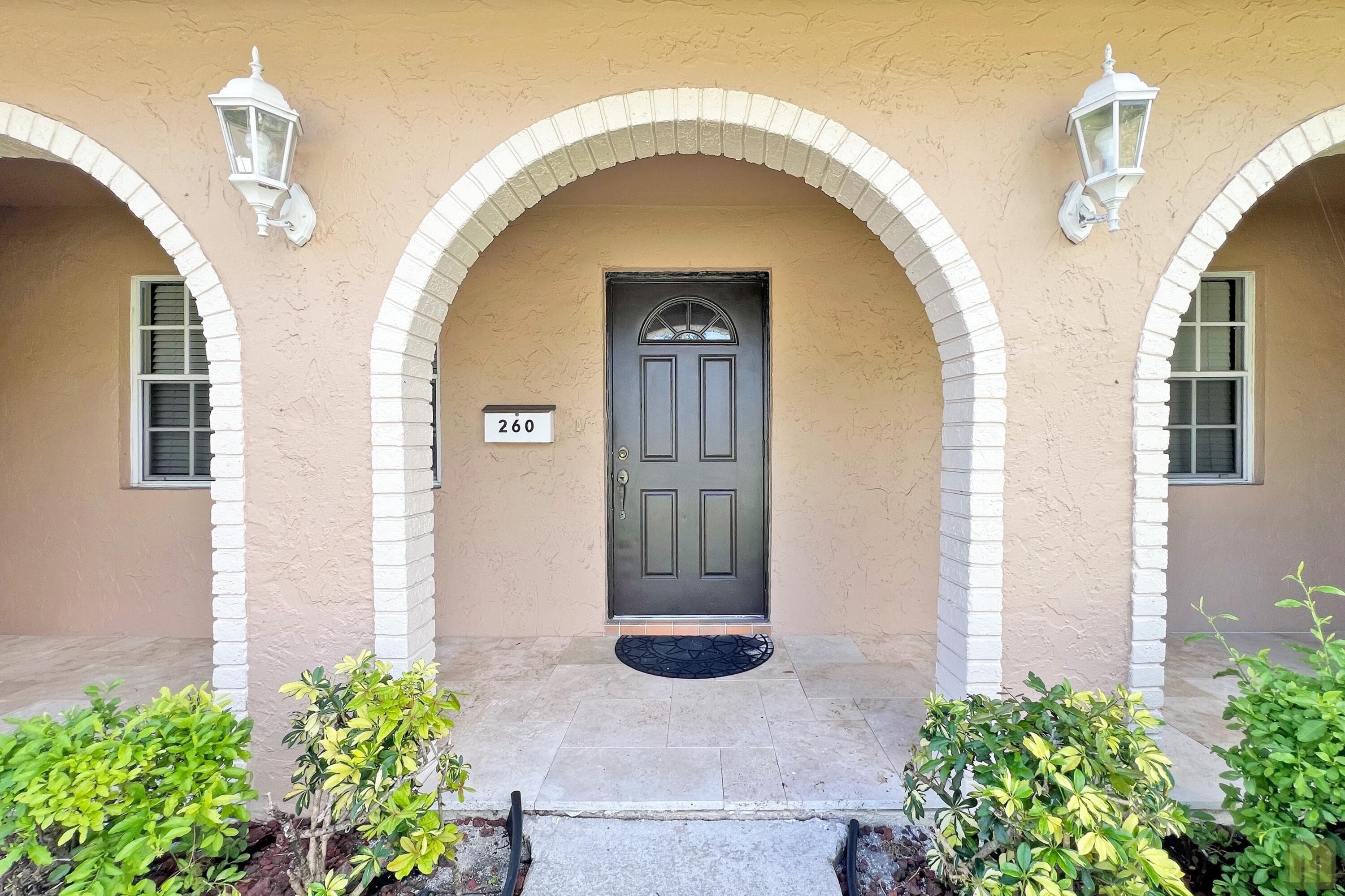 260 Lake Drive, Coconut Creek, FL 33066 — photo 4 of 90