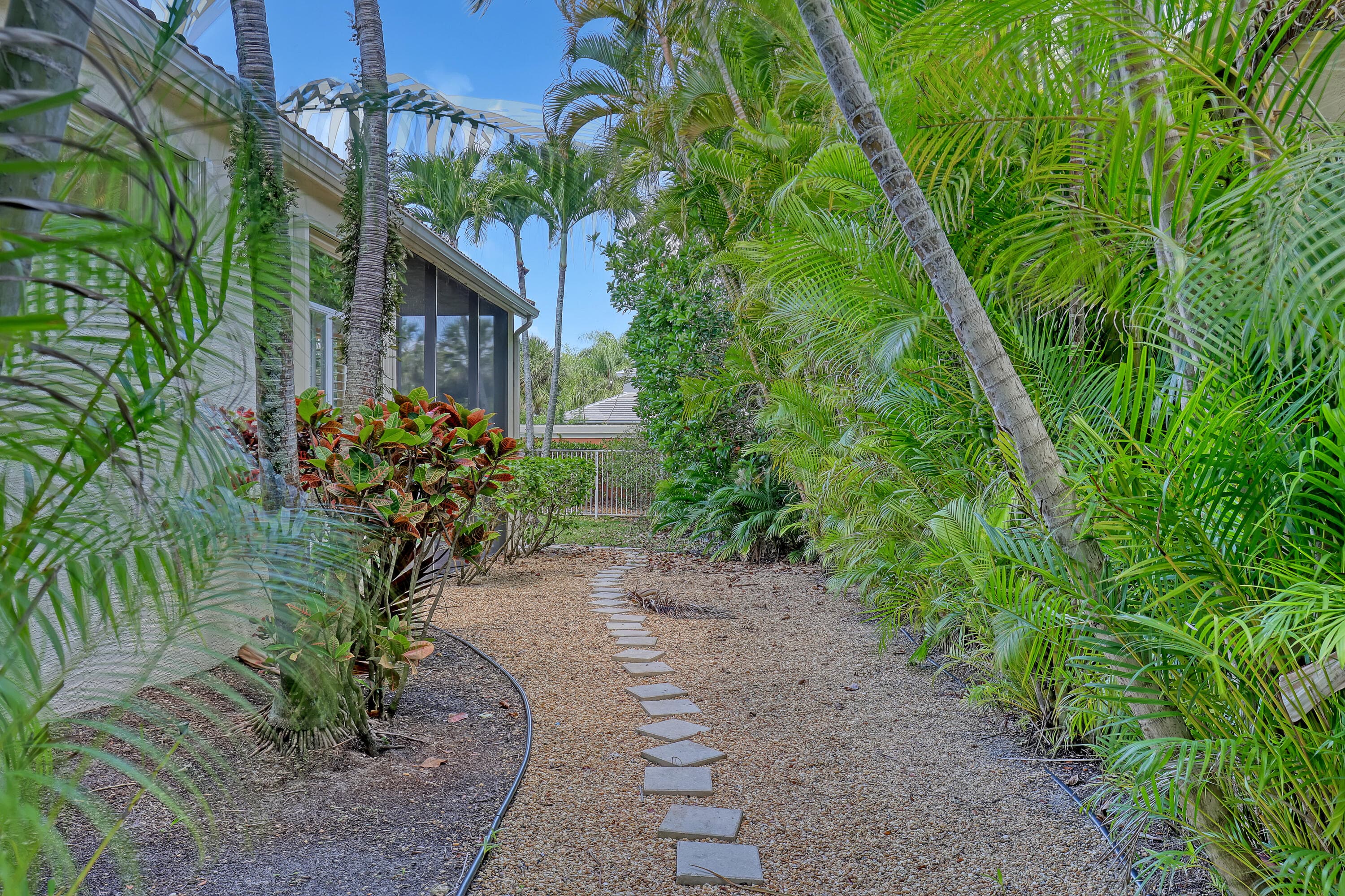 9493 Via Elegante, Wellington, FL 33411 — photo 28 of 49
