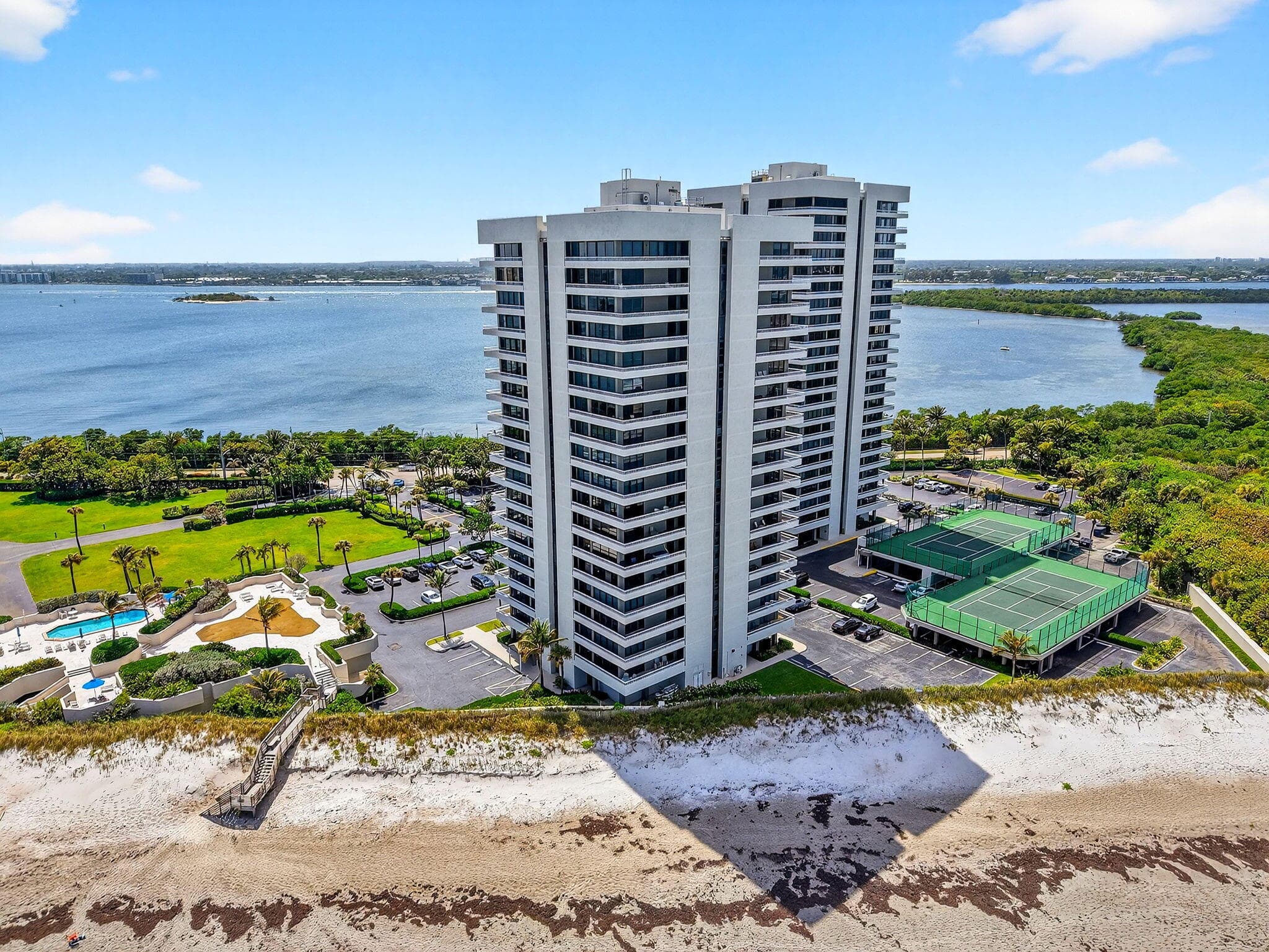 5540 N Ocean Drive 9b, Singer Island, FL 33404 — photo 47 of 57