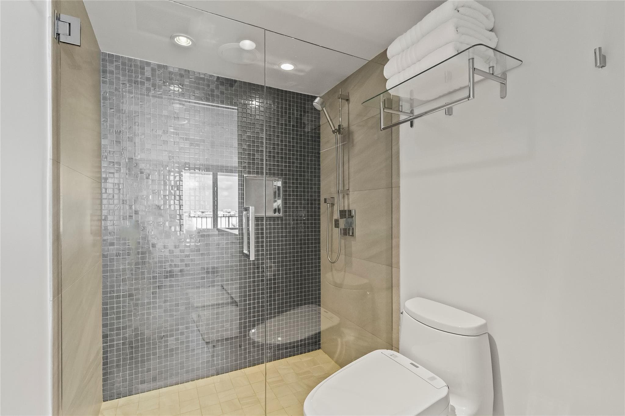 800 SE 20th Avenue 809, Deerfield Beach, FL 33441 — photo 23 of 42