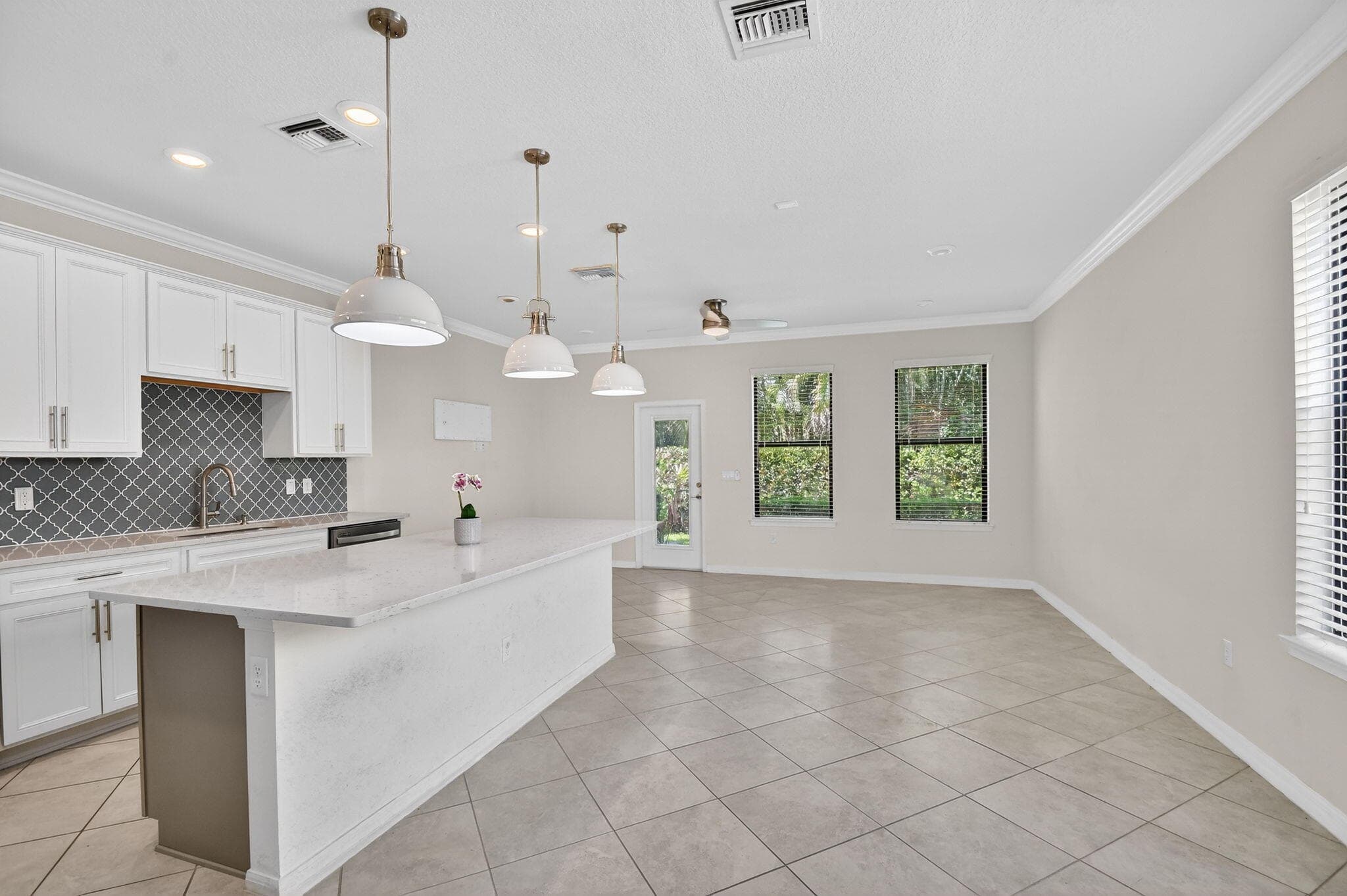 2841 Troubadour Street, Palm Springs, FL 33406 — photo 6 of 45