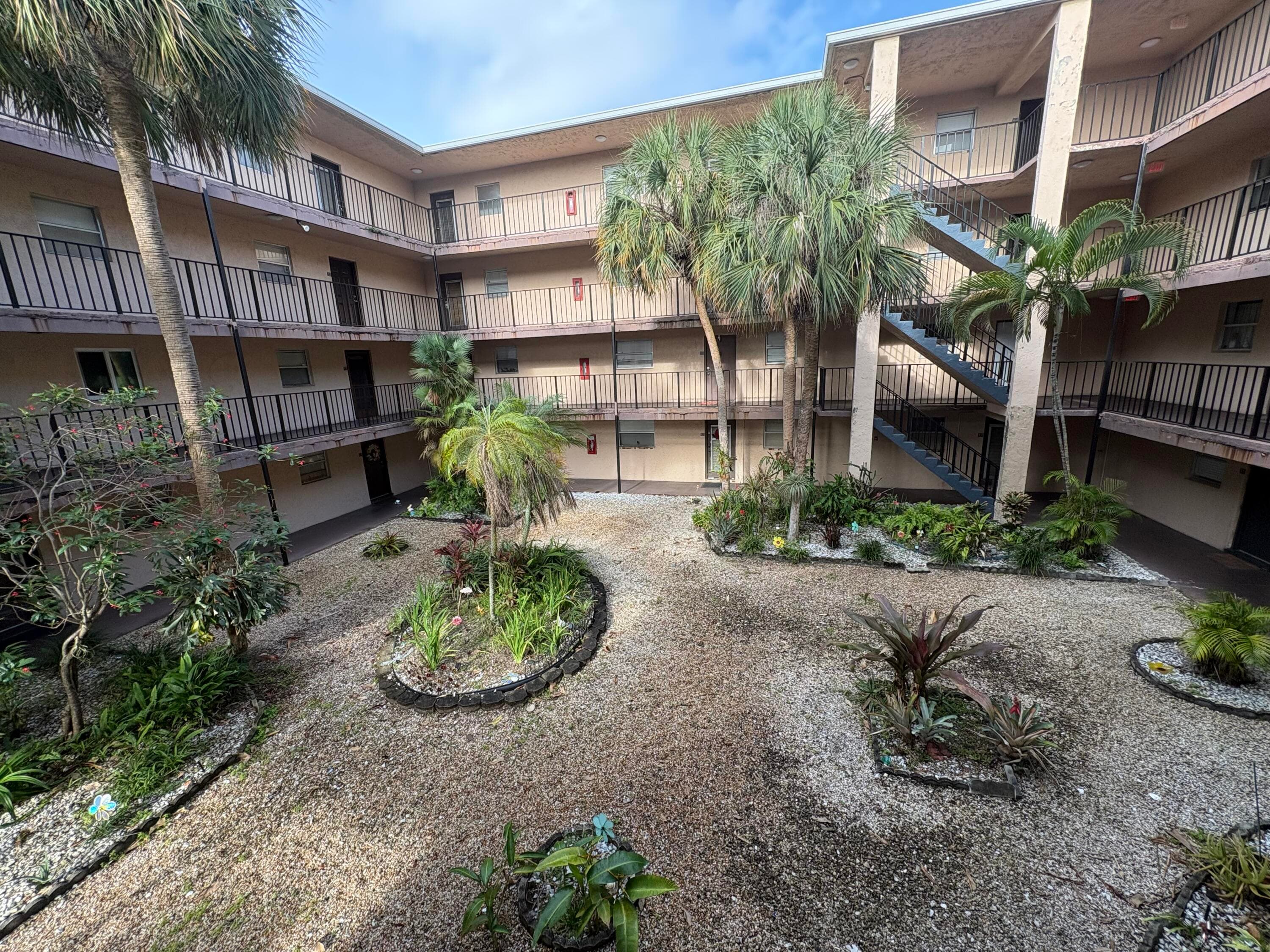 2850 Somerset Drive 208l, Lauderdale Lakes, FL 33311 — photo 44 of 44