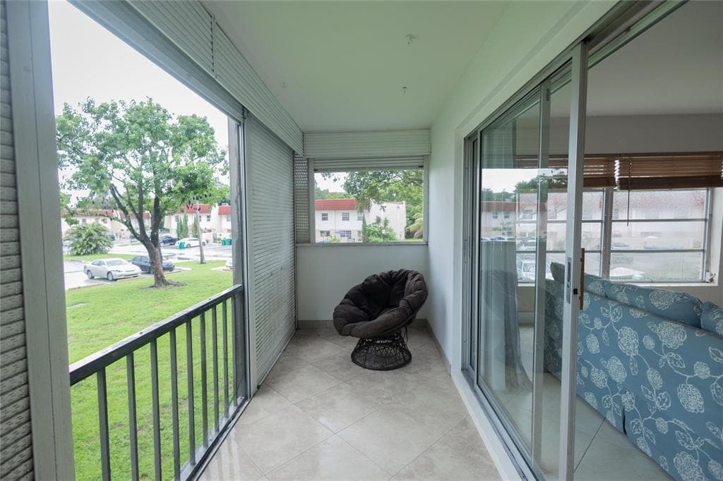 4152 Inverrary Drive 202, Lauderhill, FL 33319 — photo 7 of 13
