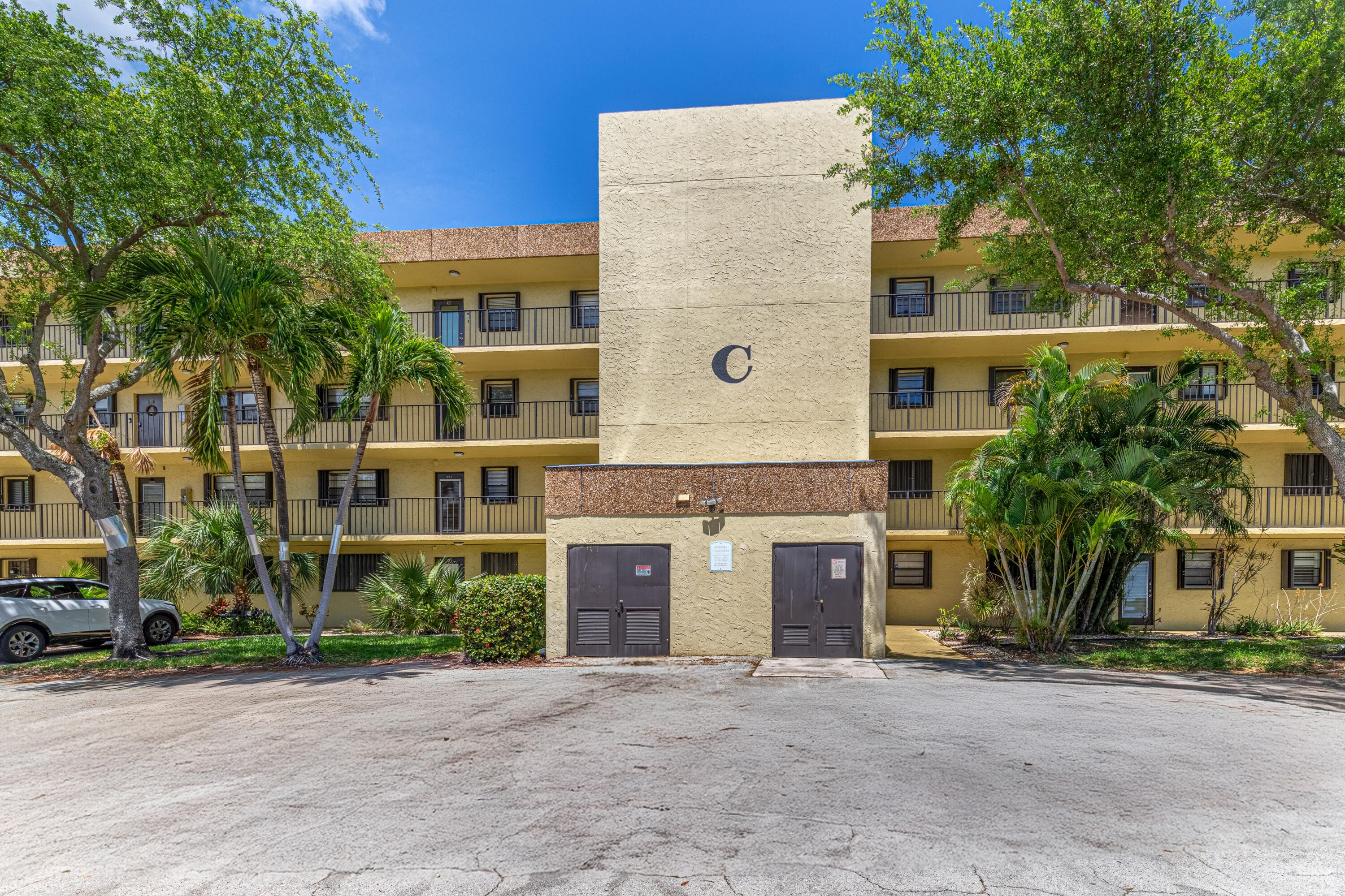 367 S Federal Highway C323, Deerfield Beach, FL 33441 — photo 30 of 34