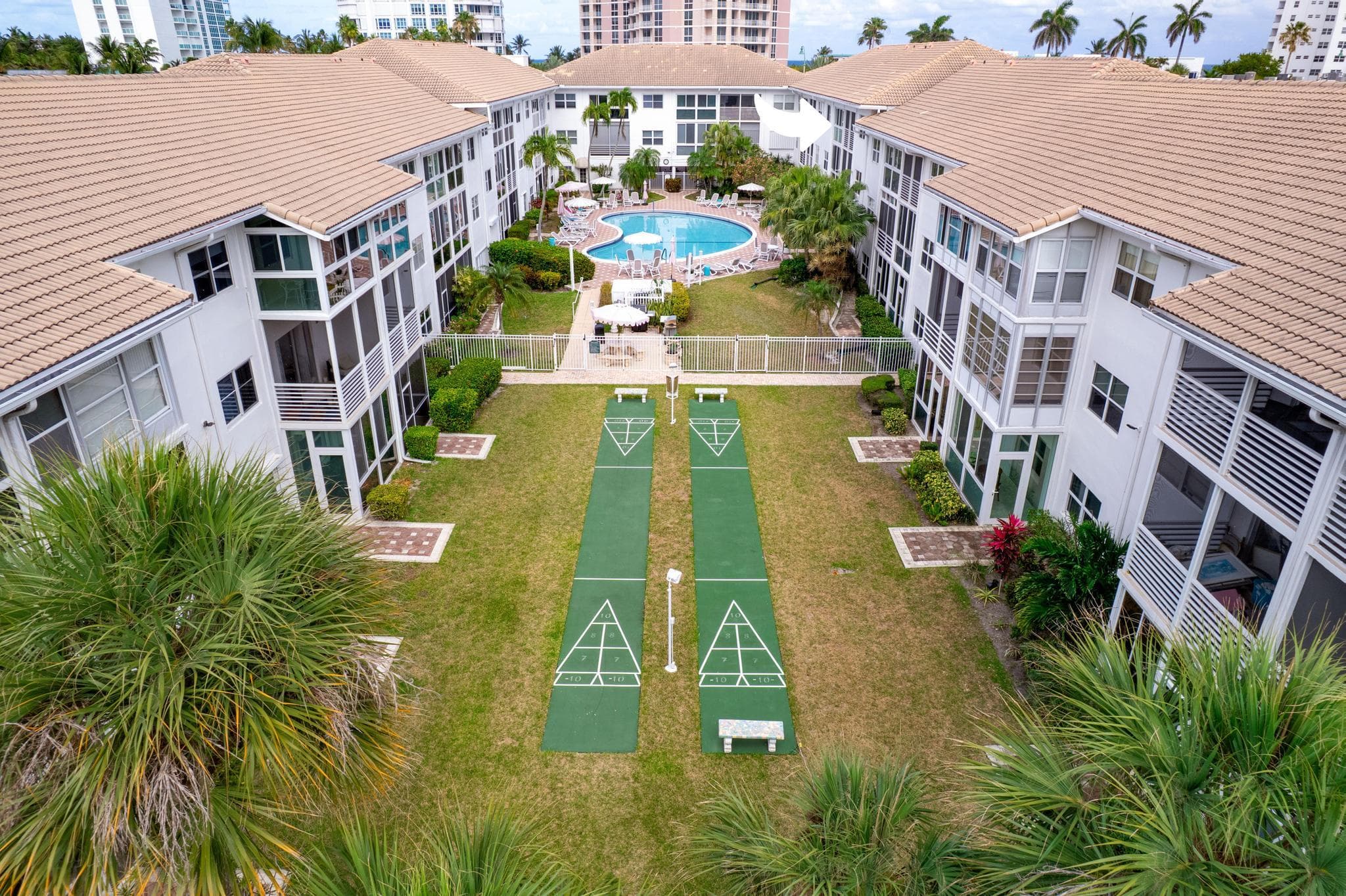 1461 S Ocean Boulevard 304, Lauderdale-By-The-Sea, FL 33062 — photo 23 of 25