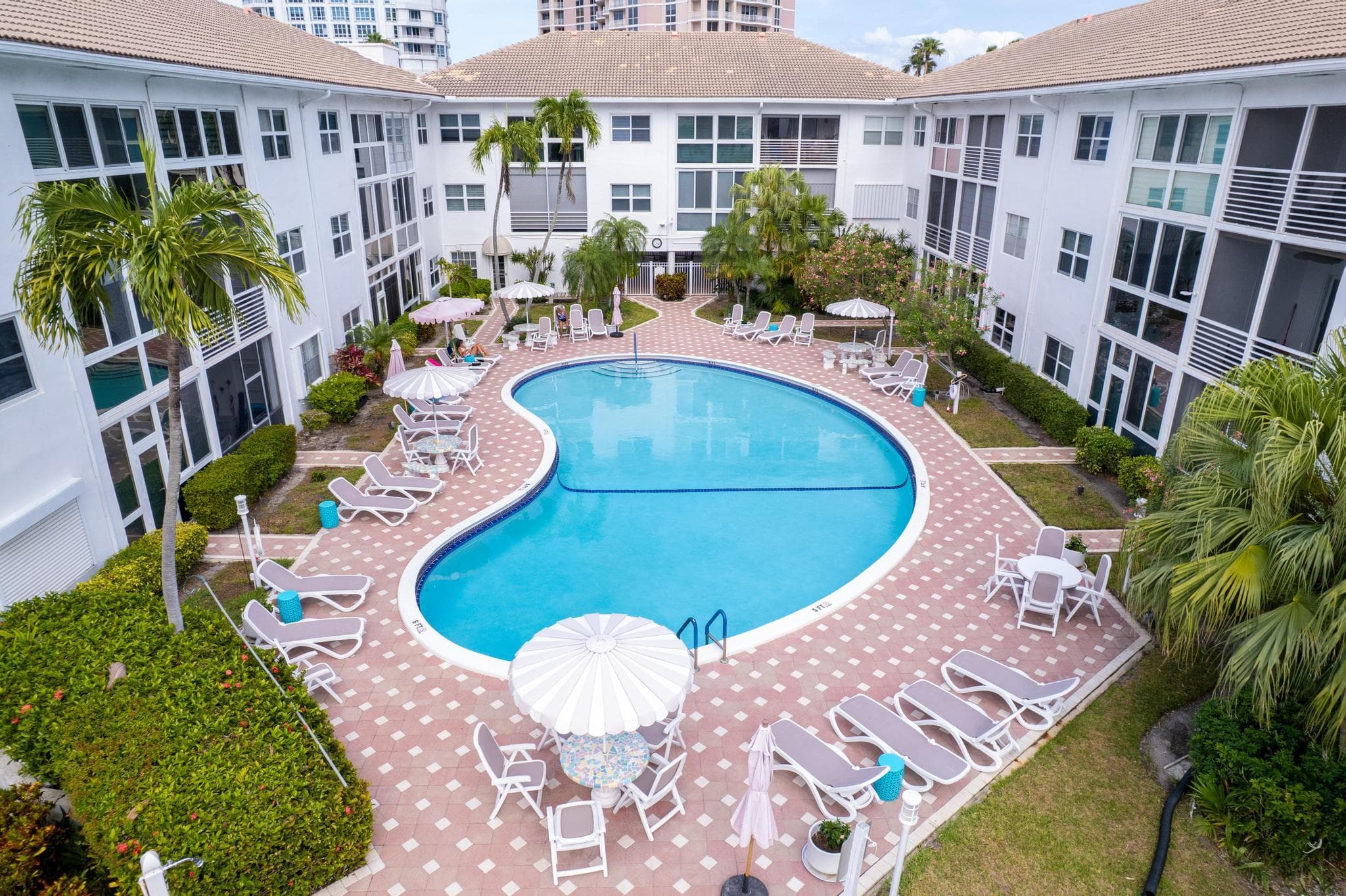 1461 S Ocean Boulevard 304, Lauderdale-By-The-Sea, FL 33062 — photo 9 of 25