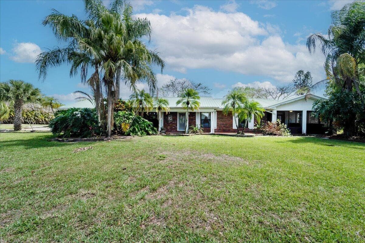 2531 River Road, Moore Haven, FL 33471 — photo 3 of 110