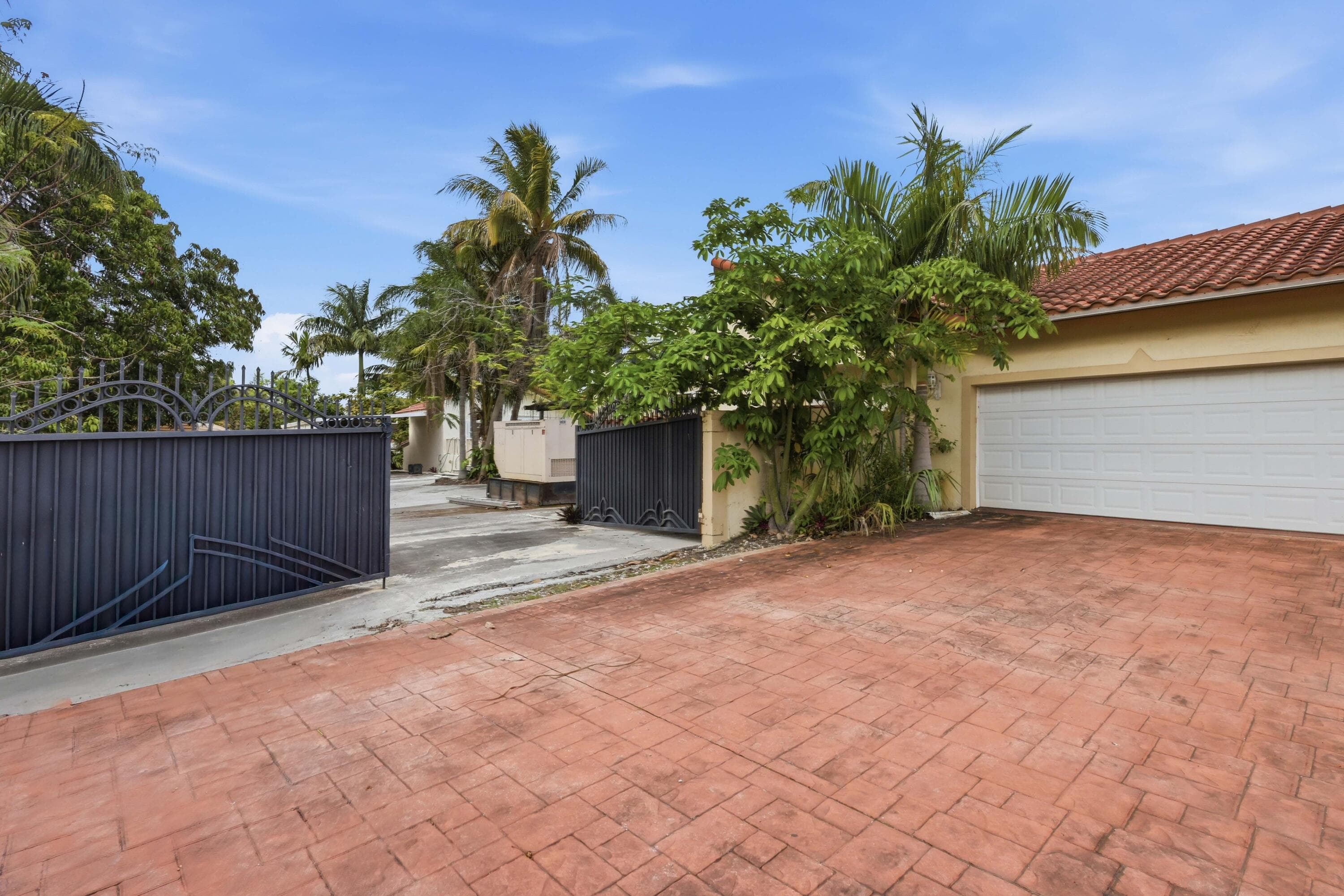 7445 N Augusta Drive, Hialeah, FL 33015 — photo 7 of 50