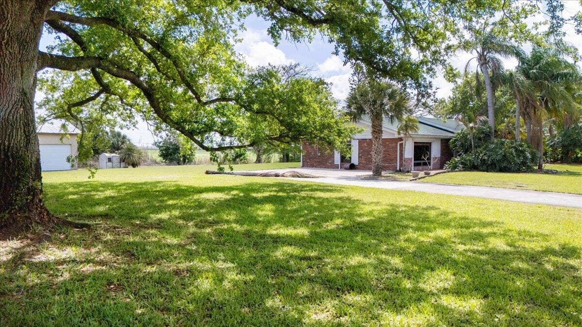 2531 River Road, Moore Haven, FL 33471 — photo 6 of 110