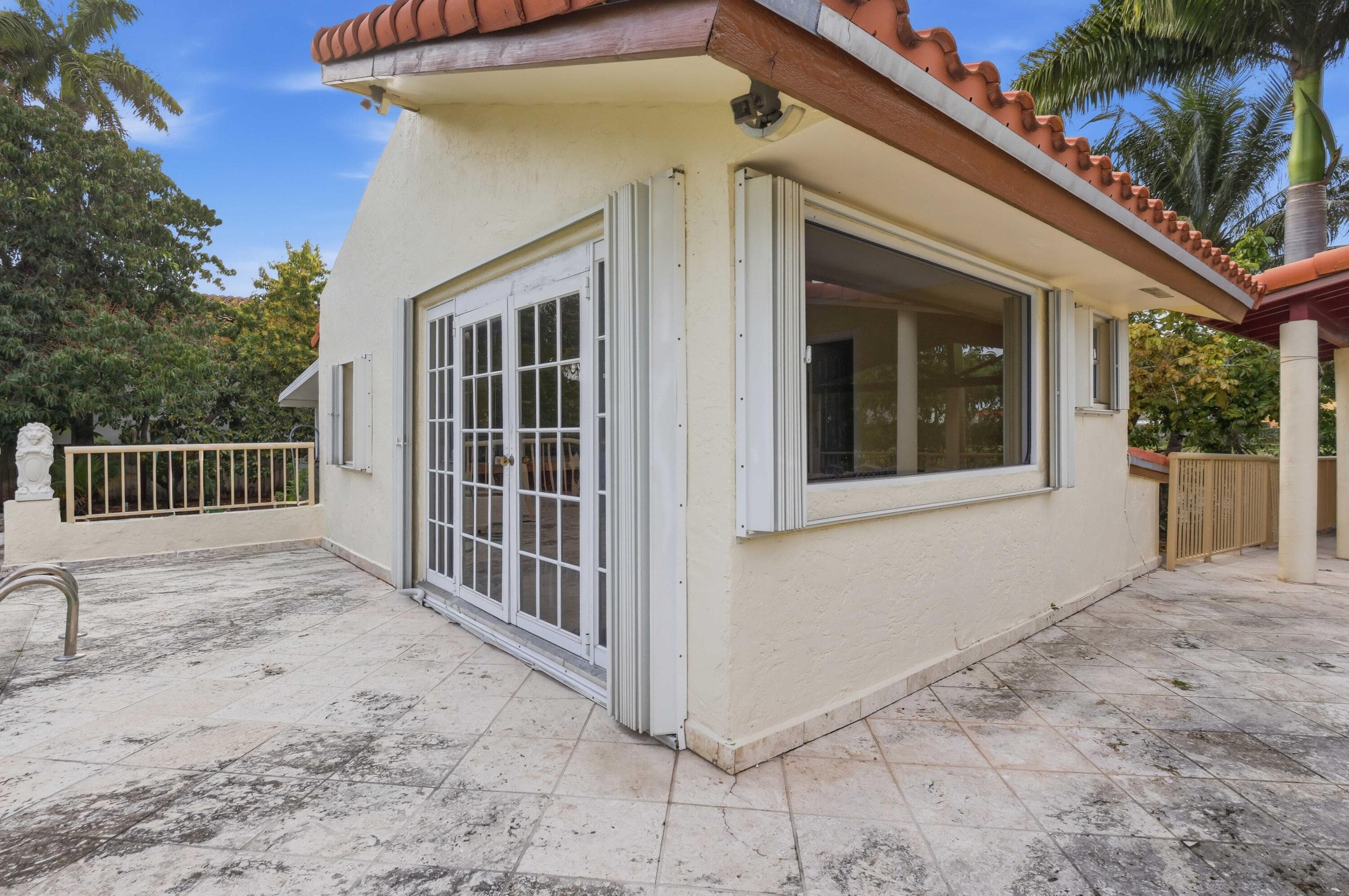 7445 N Augusta Drive, Hialeah, FL 33015 — photo 13 of 50