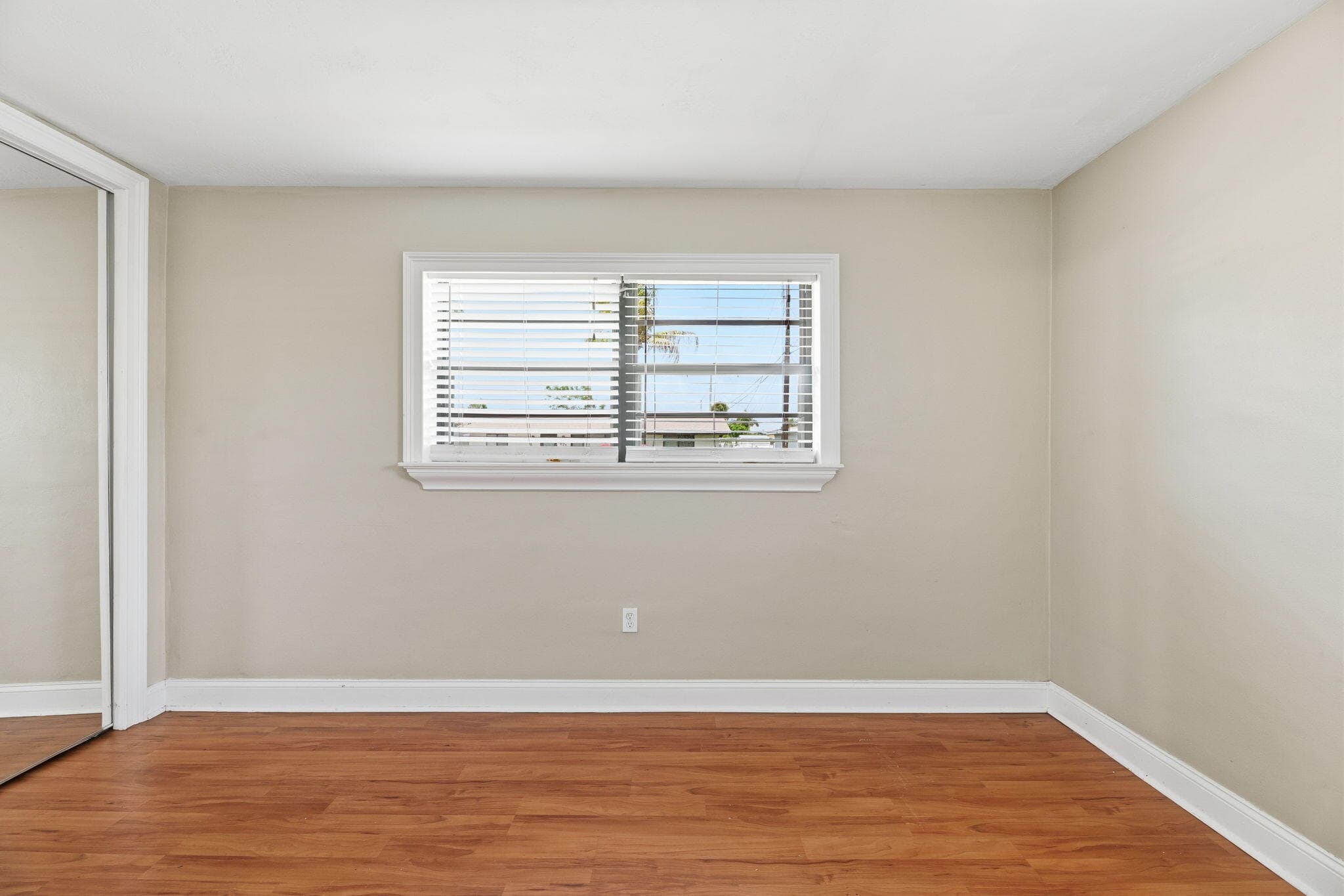 7670 NW 11th Court, Pembroke Pines, FL 33024 — photo 14 of 27