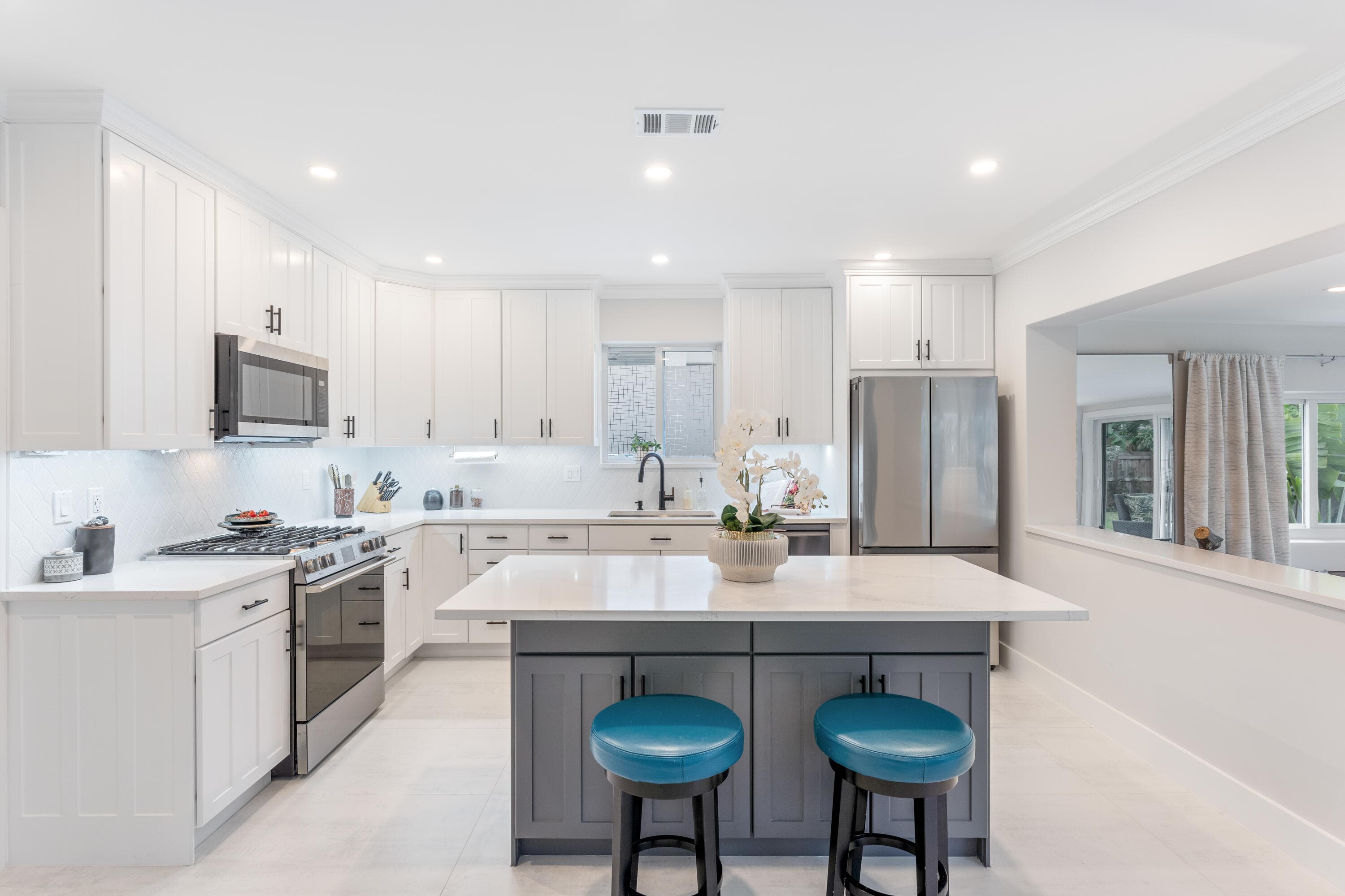 807 SE 11th Court, Fort Lauderdale, FL 33316 — photo 11 of 23