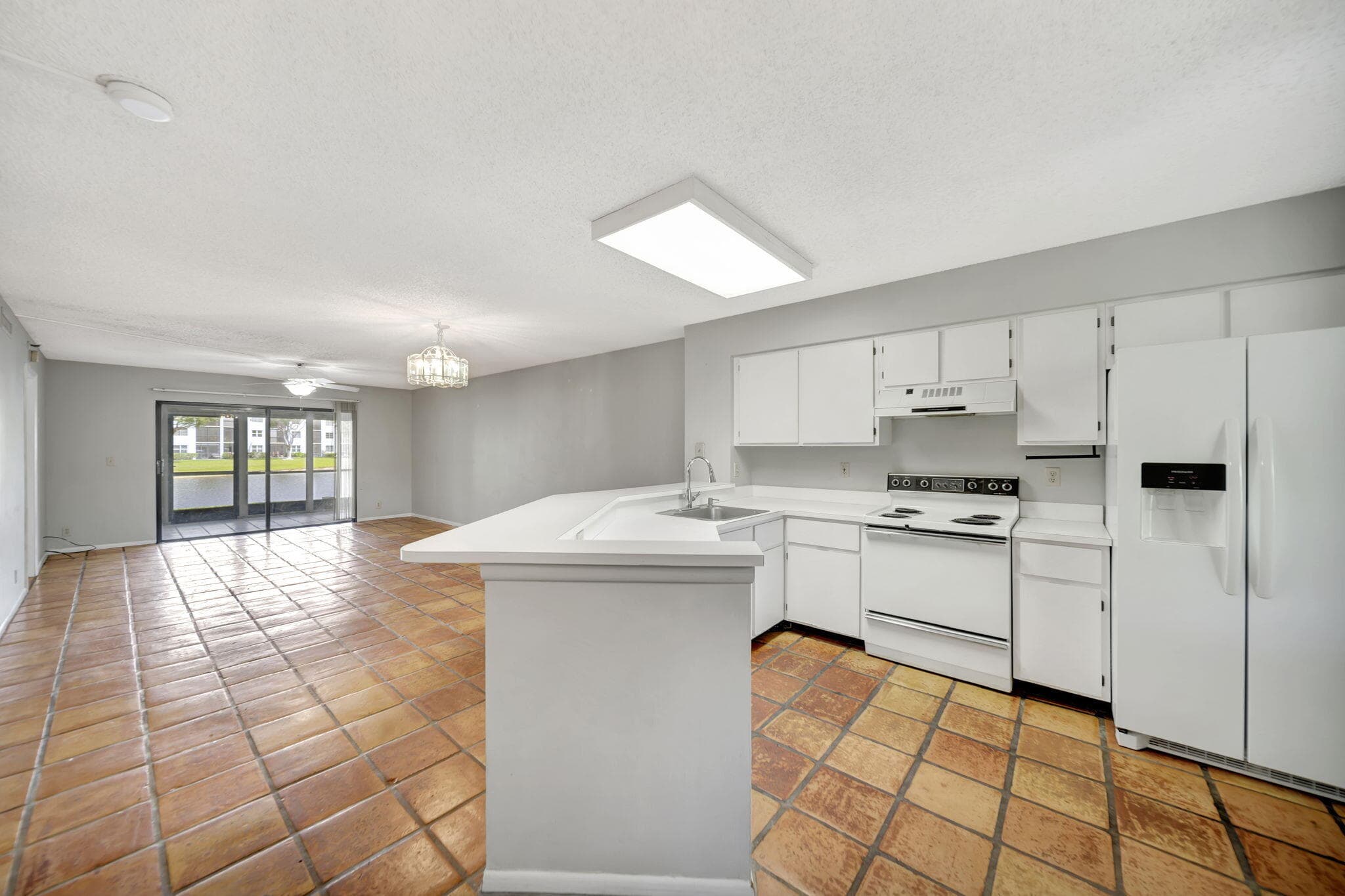 2215 Cypress Island Drive #103, Pompano Beach, FL 33069 — photo 14 of 38