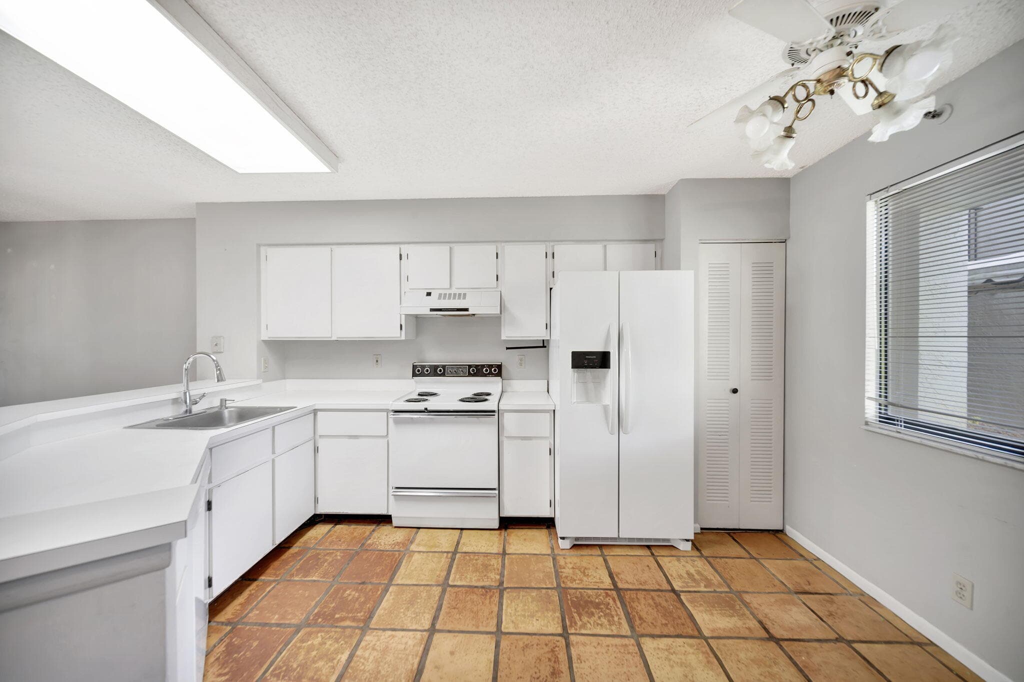 2215 Cypress Island Drive #103, Pompano Beach, FL 33069 — photo 15 of 38