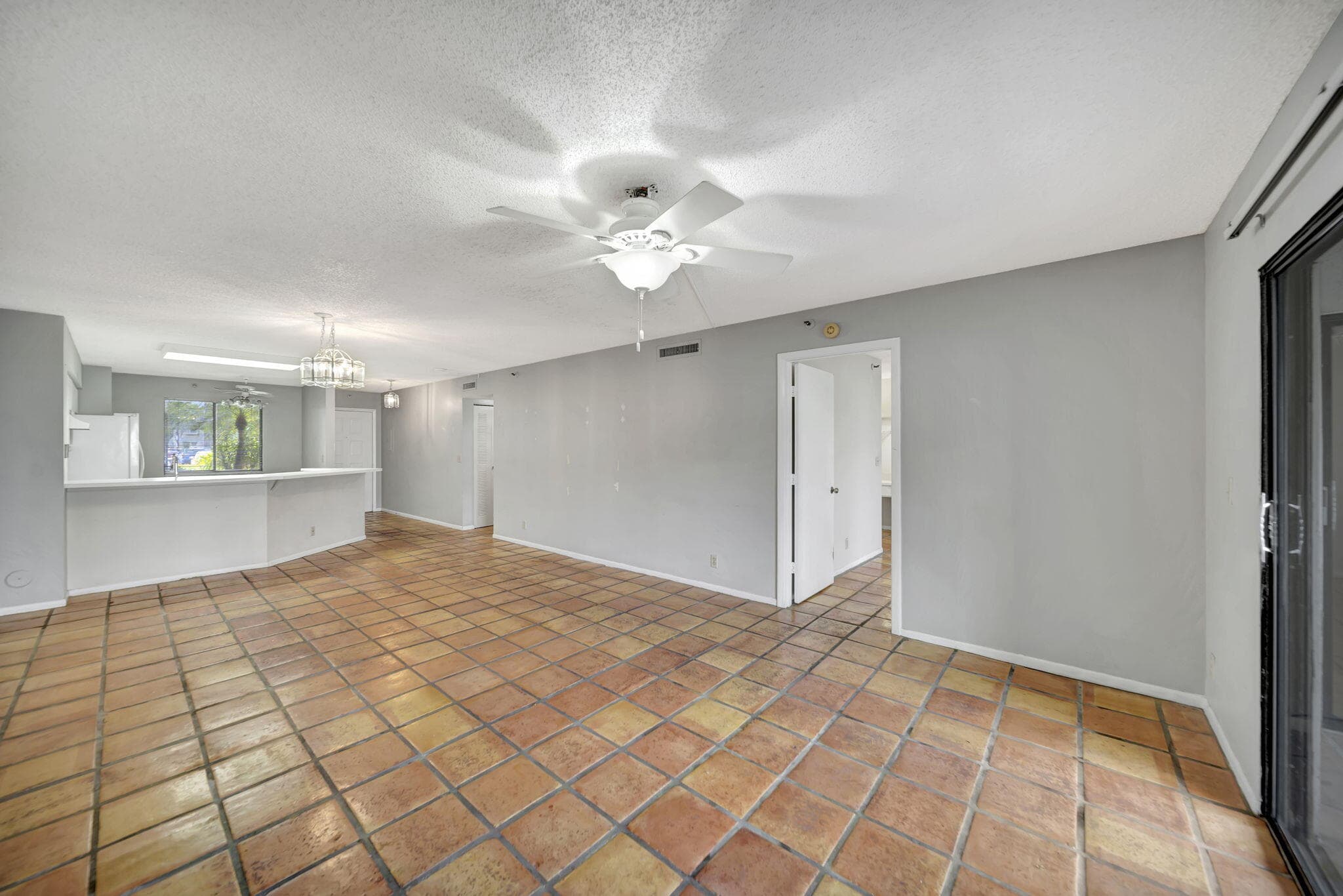 2215 Cypress Island Drive #103, Pompano Beach, FL 33069 — photo 11 of 38
