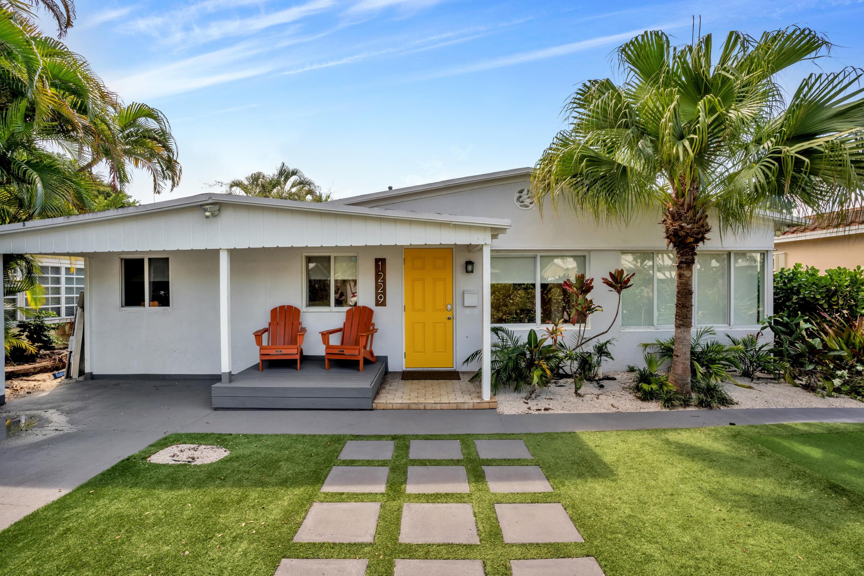 1229 NE 17th Avenue, Fort Lauderdale, FL 33304 — photo 1 of 31