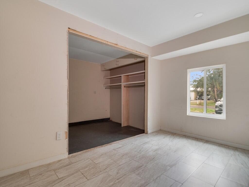1846 24th Place SW, Vero Beach, FL 32962 — photo 13 of 33