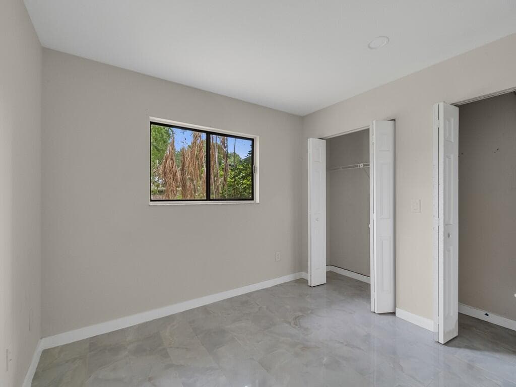 1846 24th Place SW, Vero Beach, FL 32962 — photo 17 of 33
