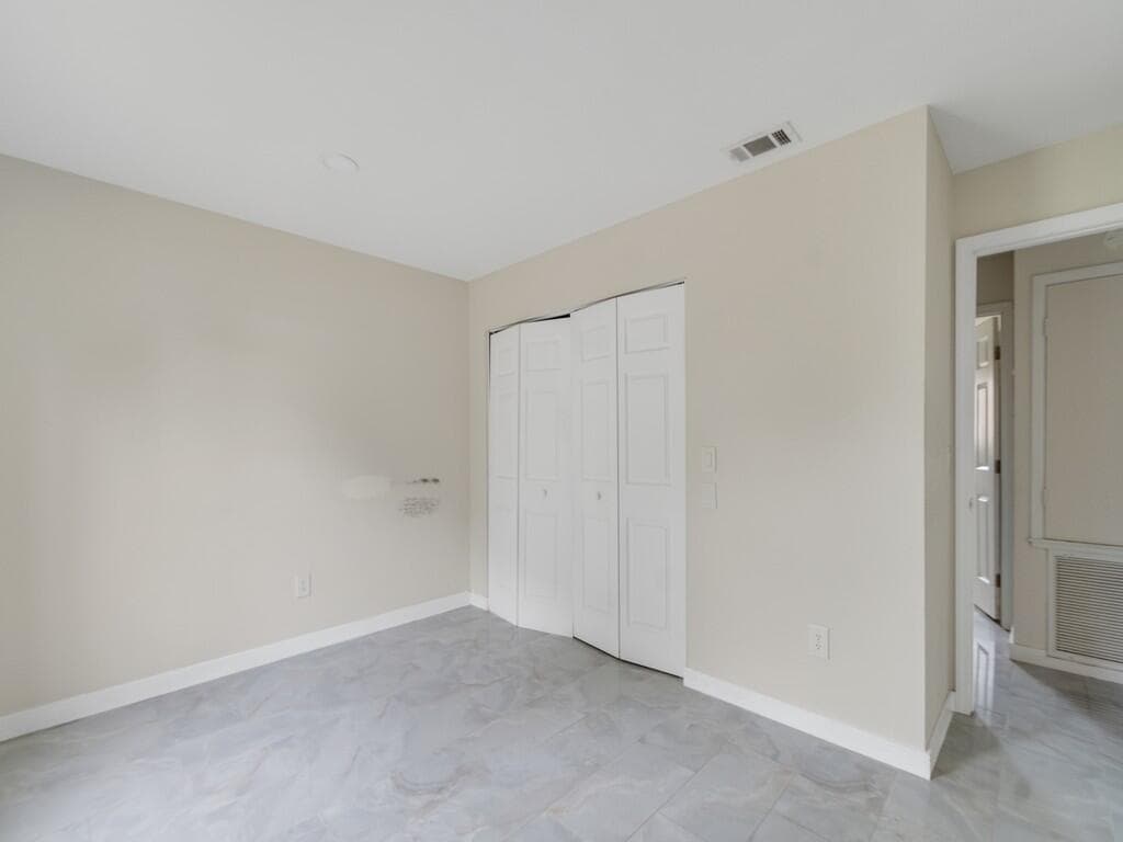 1846 24th Place SW, Vero Beach, FL 32962 — photo 19 of 33