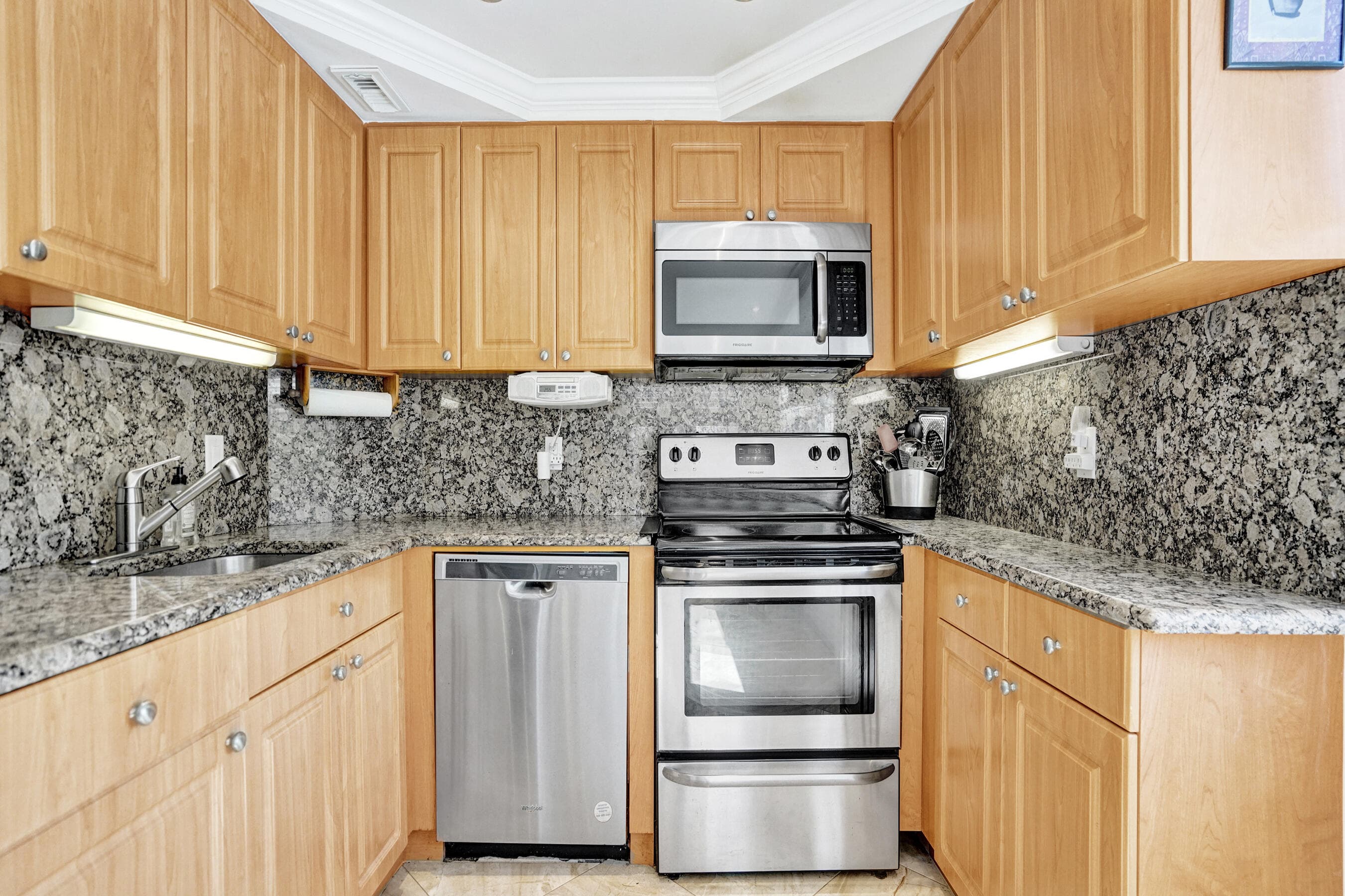 405 N Ocean Boulevard 229, Pompano Beach, FL 33062 — photo 6 of 78