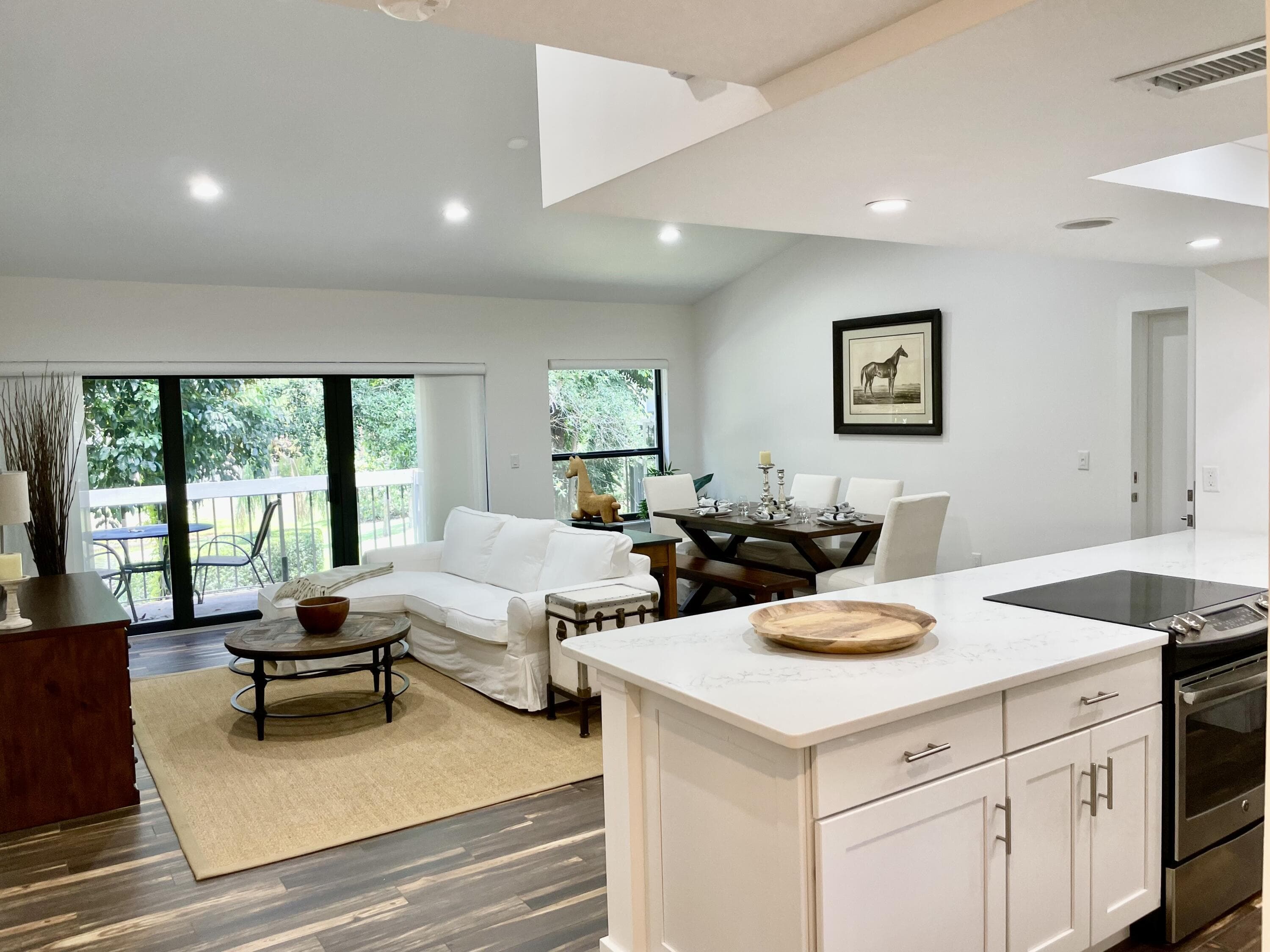 11863 Wimbledon Circle 546, Wellington, FL 33414 — photo 1 of 17