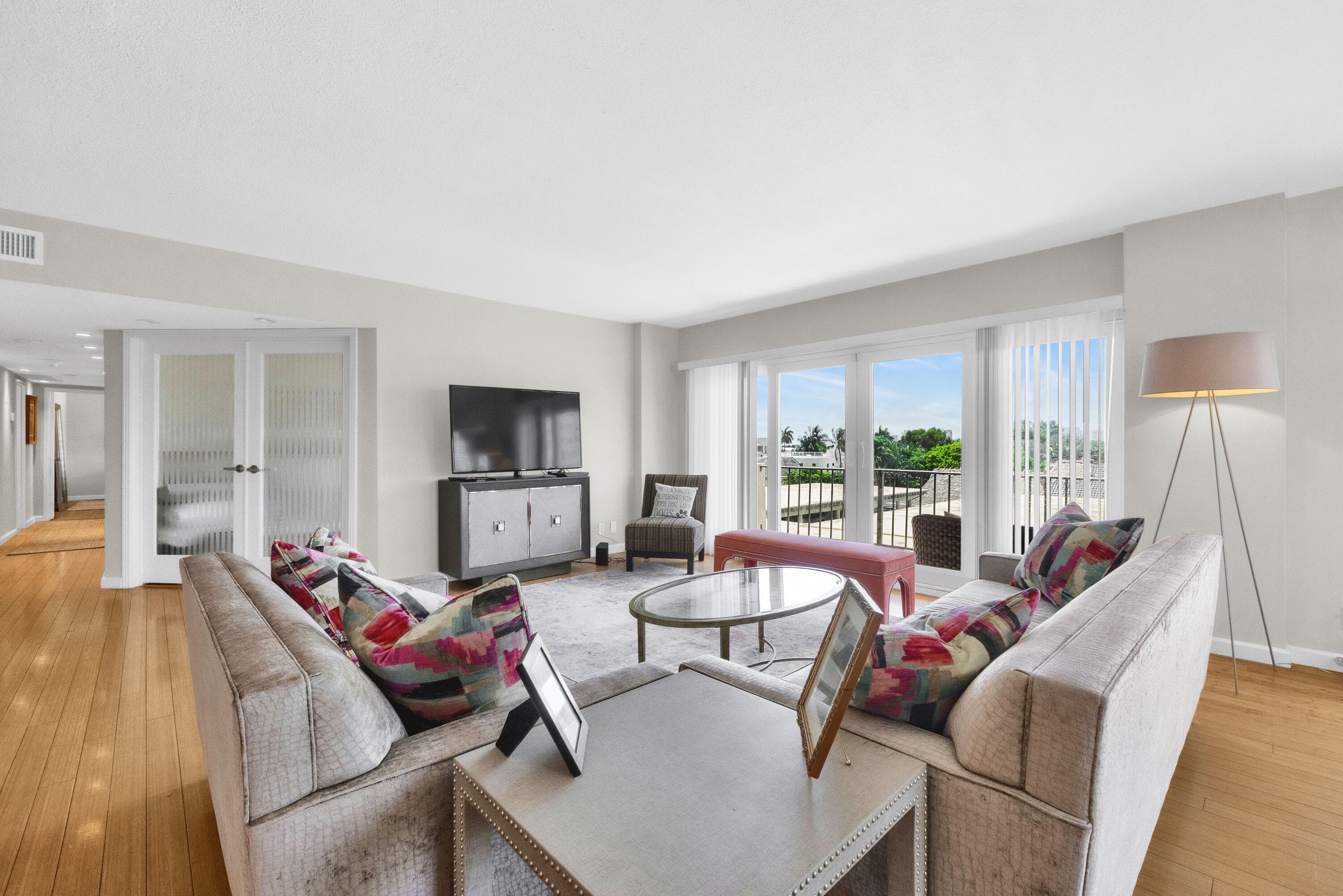 2500 E Las Olas Boulevard 409, Fort Lauderdale, FL 33301 — photo 7 of 15