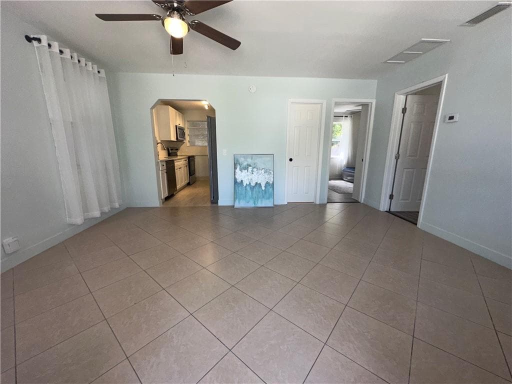 1644 26th Avenue, Vero Beach, FL 32960 — photo 6 of 21