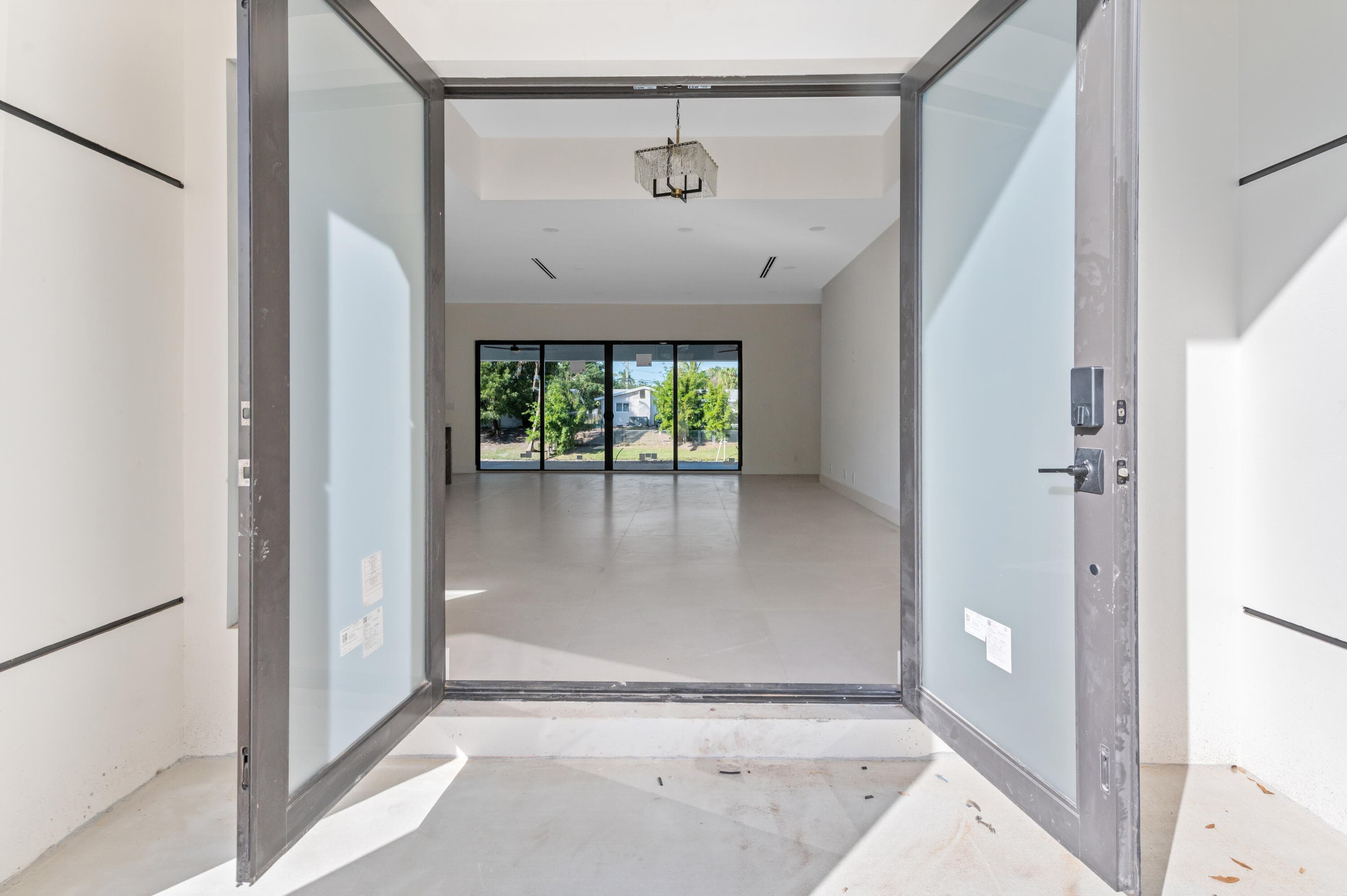 621 NW 42nd Avenue, Coconut Creek, FL 33066 — photo 5 of 49