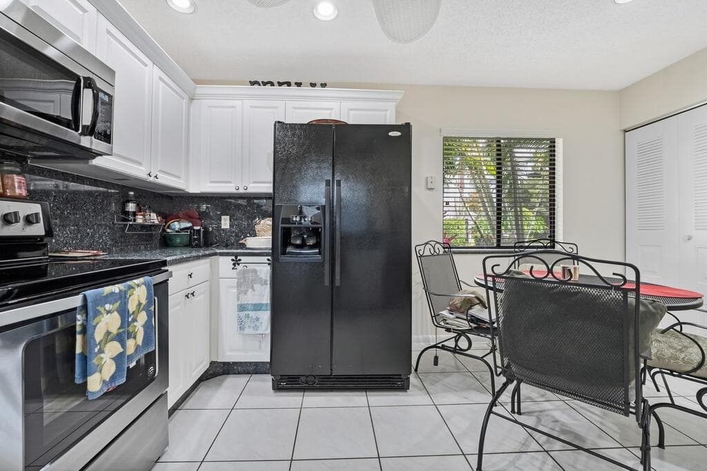 1260 NW 24th Avenue, Delray Beach, FL 33445 — photo 15 of 42