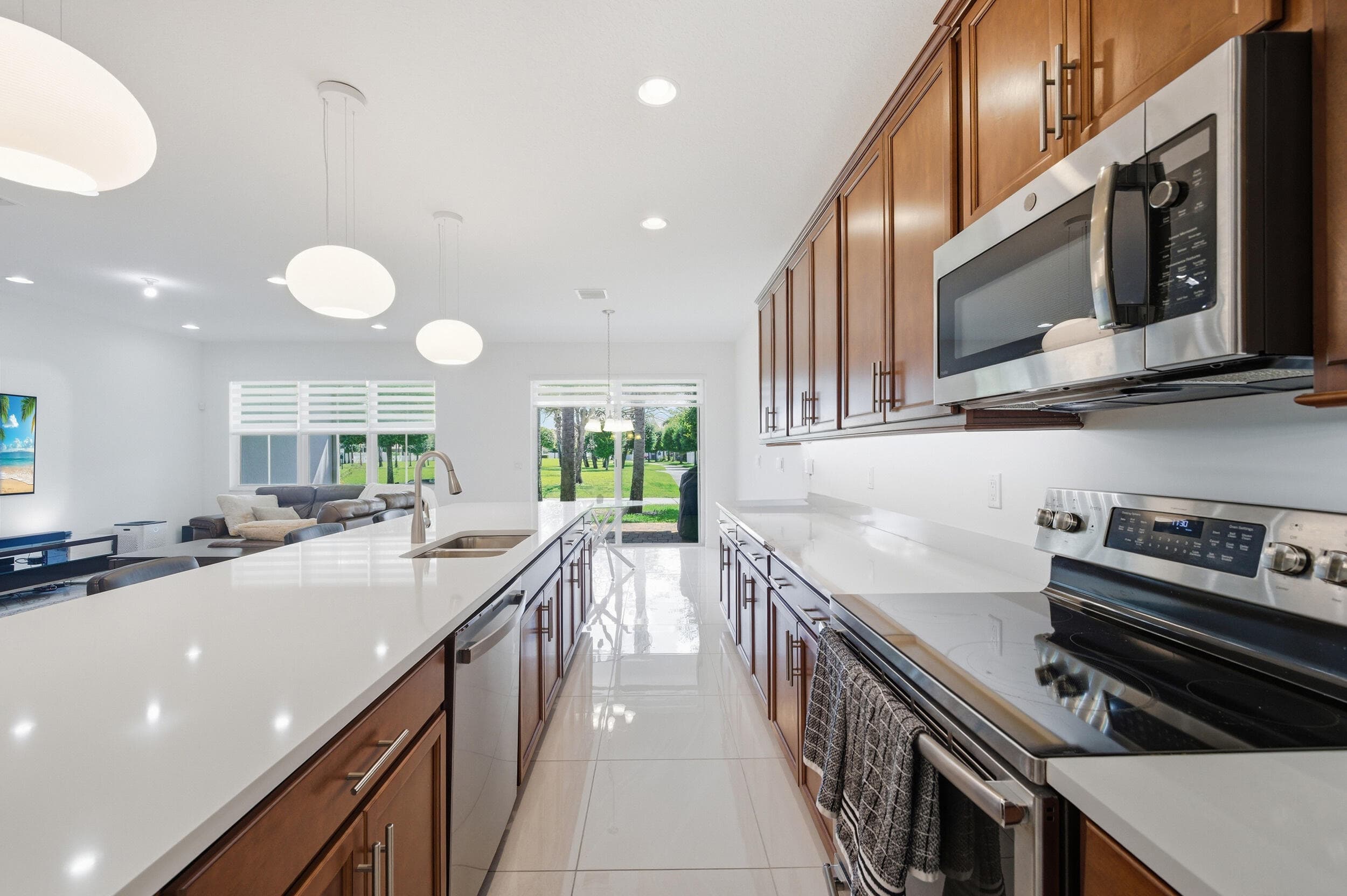 54 Palm Lane, Royal Palm Beach, FL 33411 — photo 12 of 40