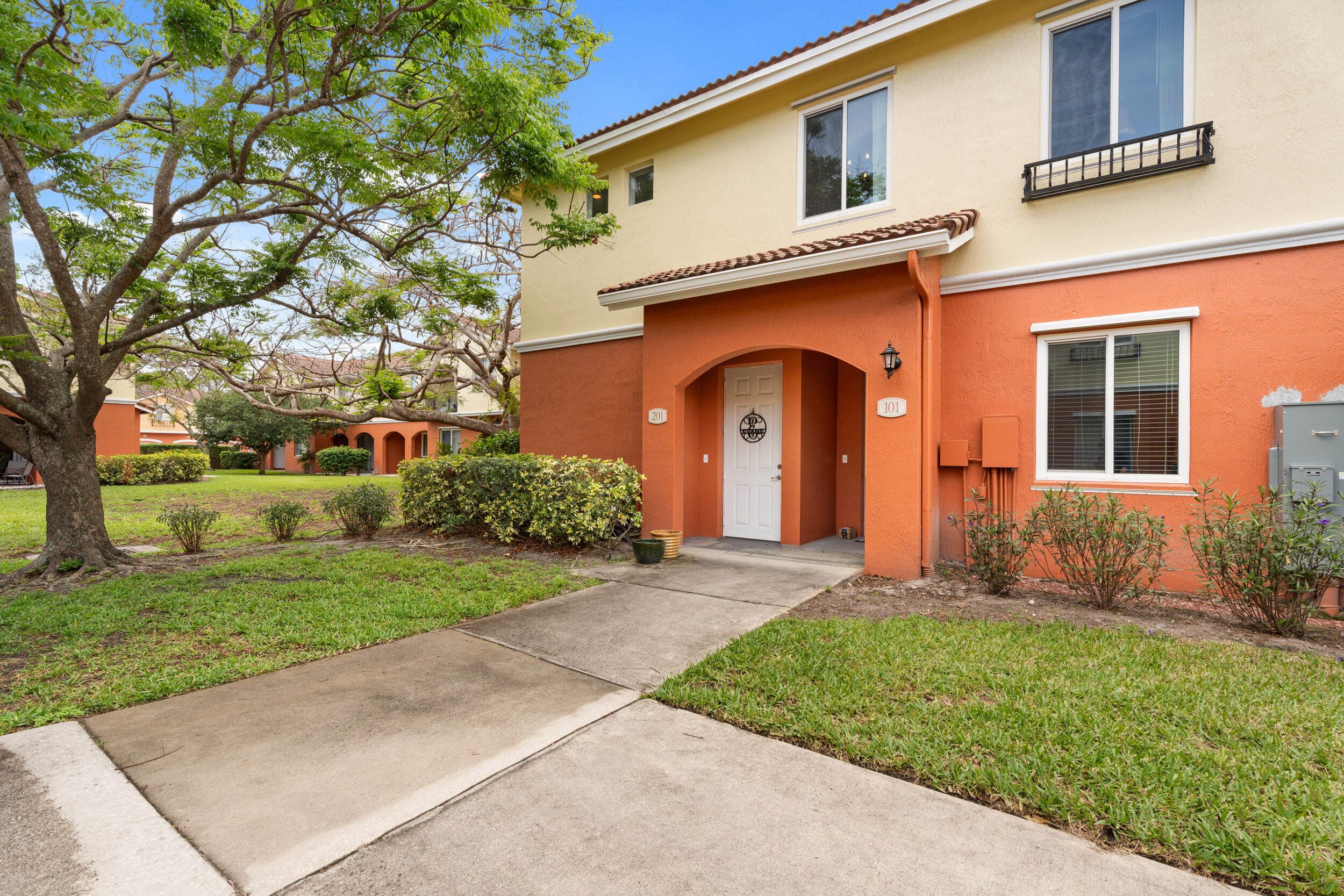 42 SE Sedona Circle 201, Stuart, FL 34994 — photo 3 of 26
