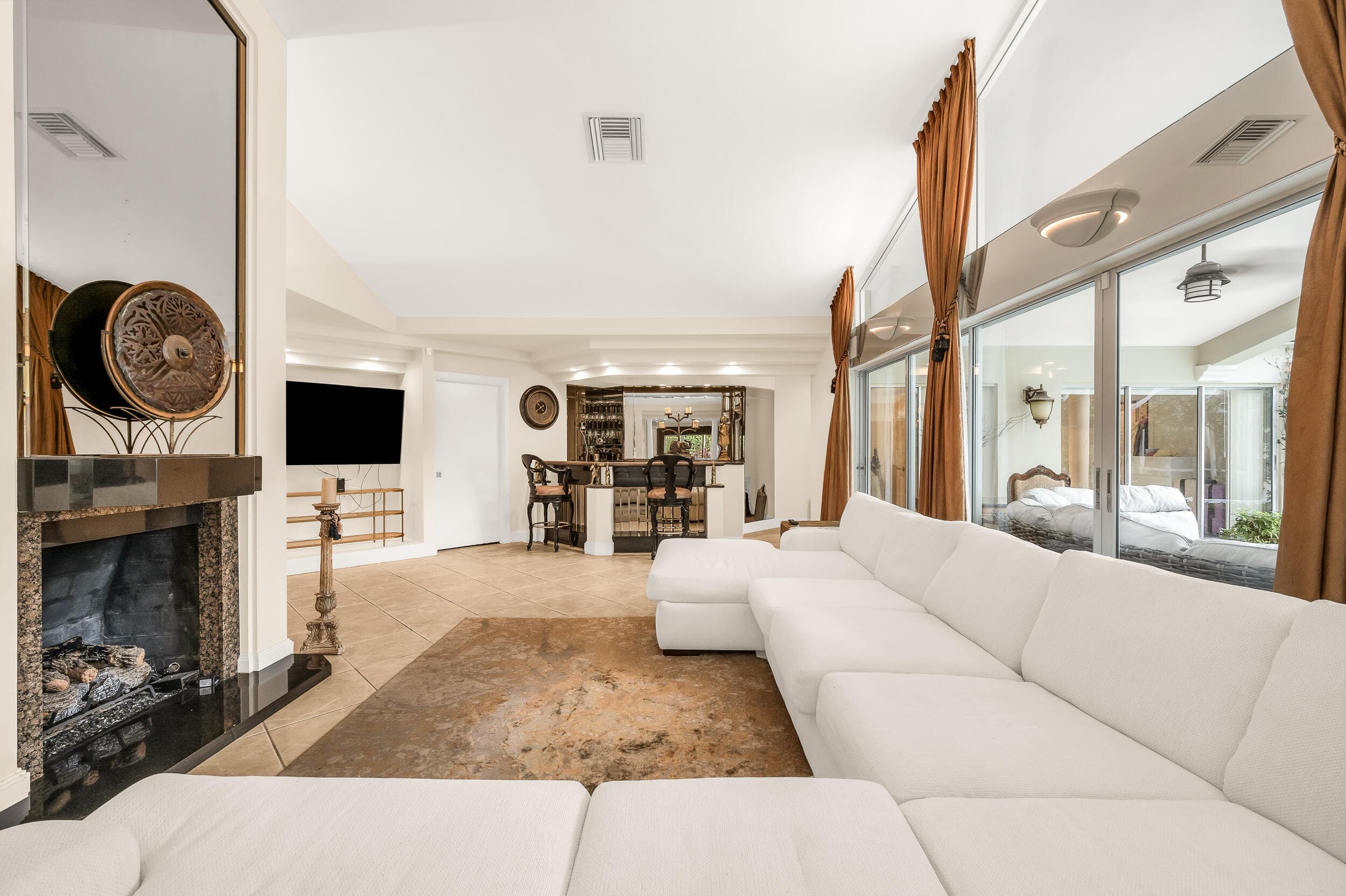 280 Tradewind Drive, Palm Beach, FL 33480 — photo 11 of 34