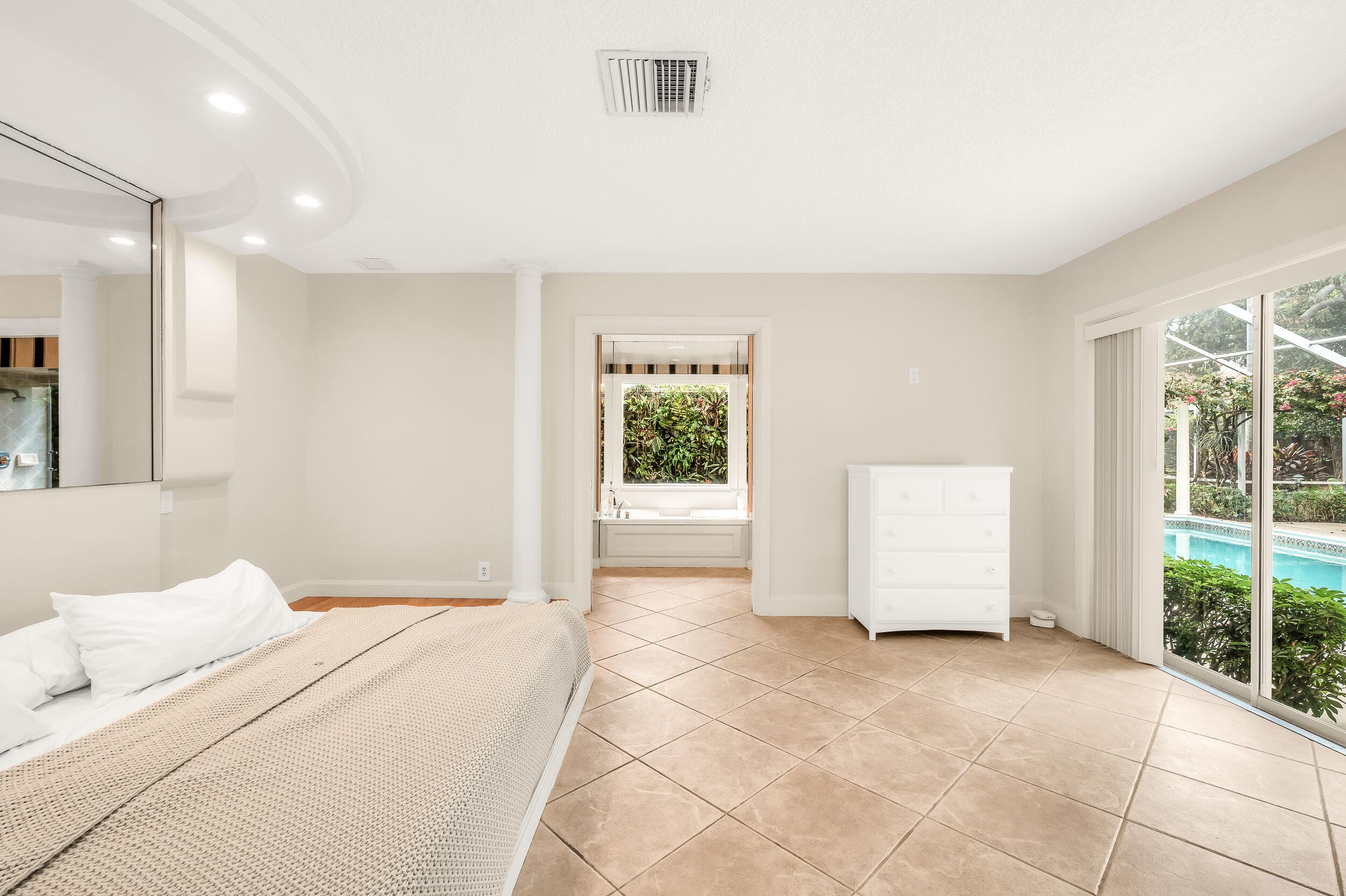 280 Tradewind Drive, Palm Beach, FL 33480 — photo 18 of 34