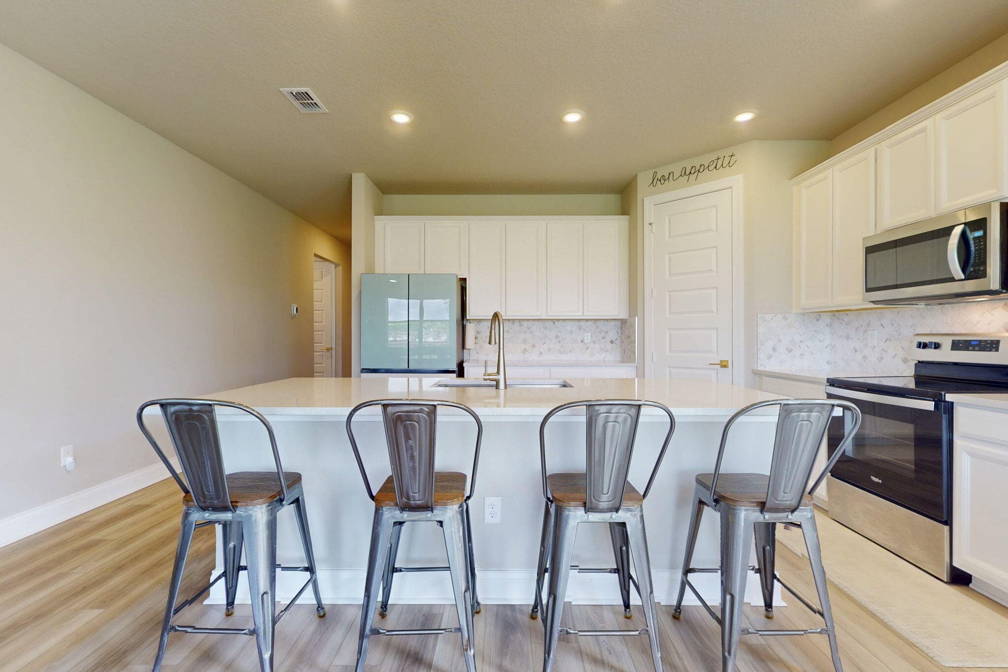 6624 NW Cloverdale Avenue, Port St. Lucie, FL 34987 — photo 15 of 113