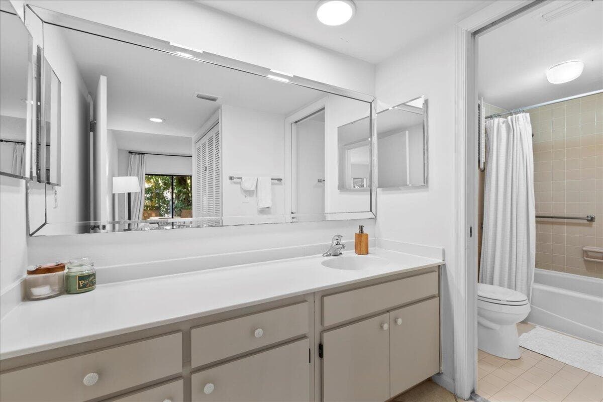 11863 Wimbledon Circle 446, Wellington, FL 33414 — photo 14 of 46