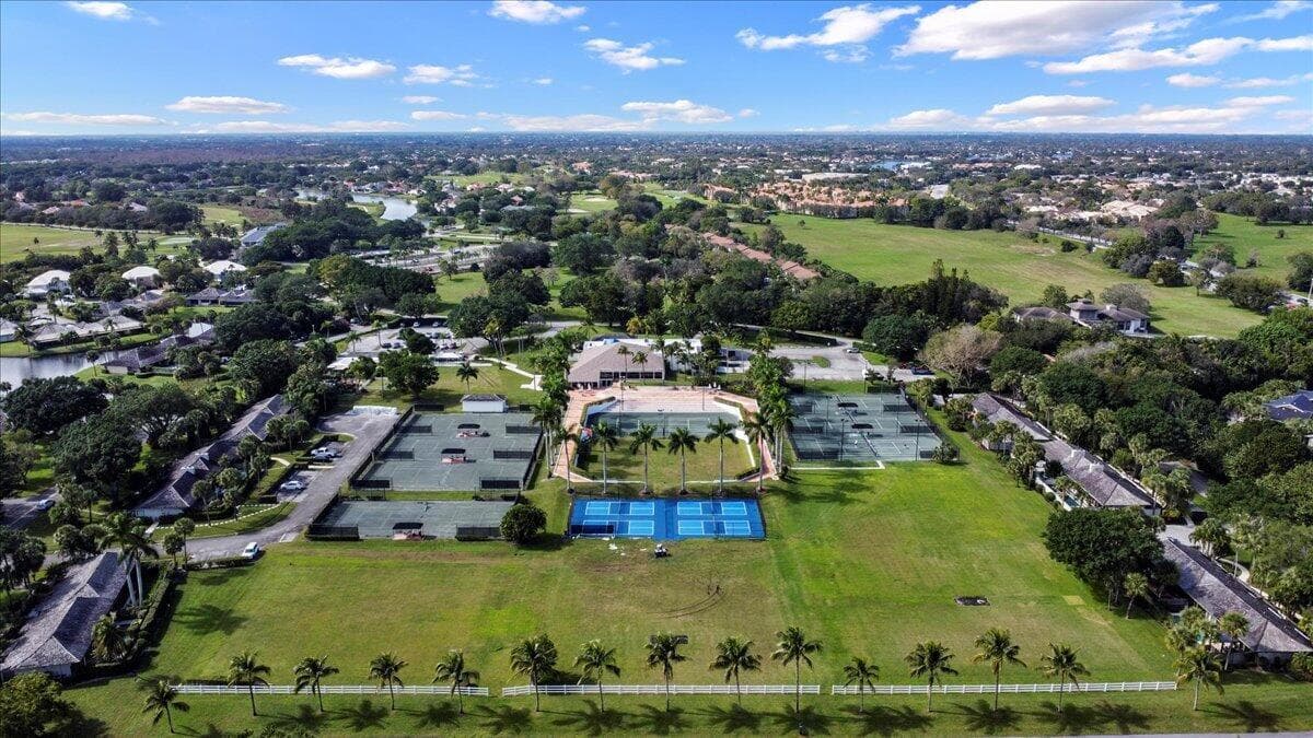 11863 Wimbledon Circle 446, Wellington, FL 33414 — photo 35 of 46