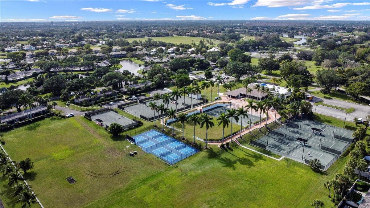 11863 Wimbledon Circle 446, Wellington, FL 33414 — photo 36 of 46