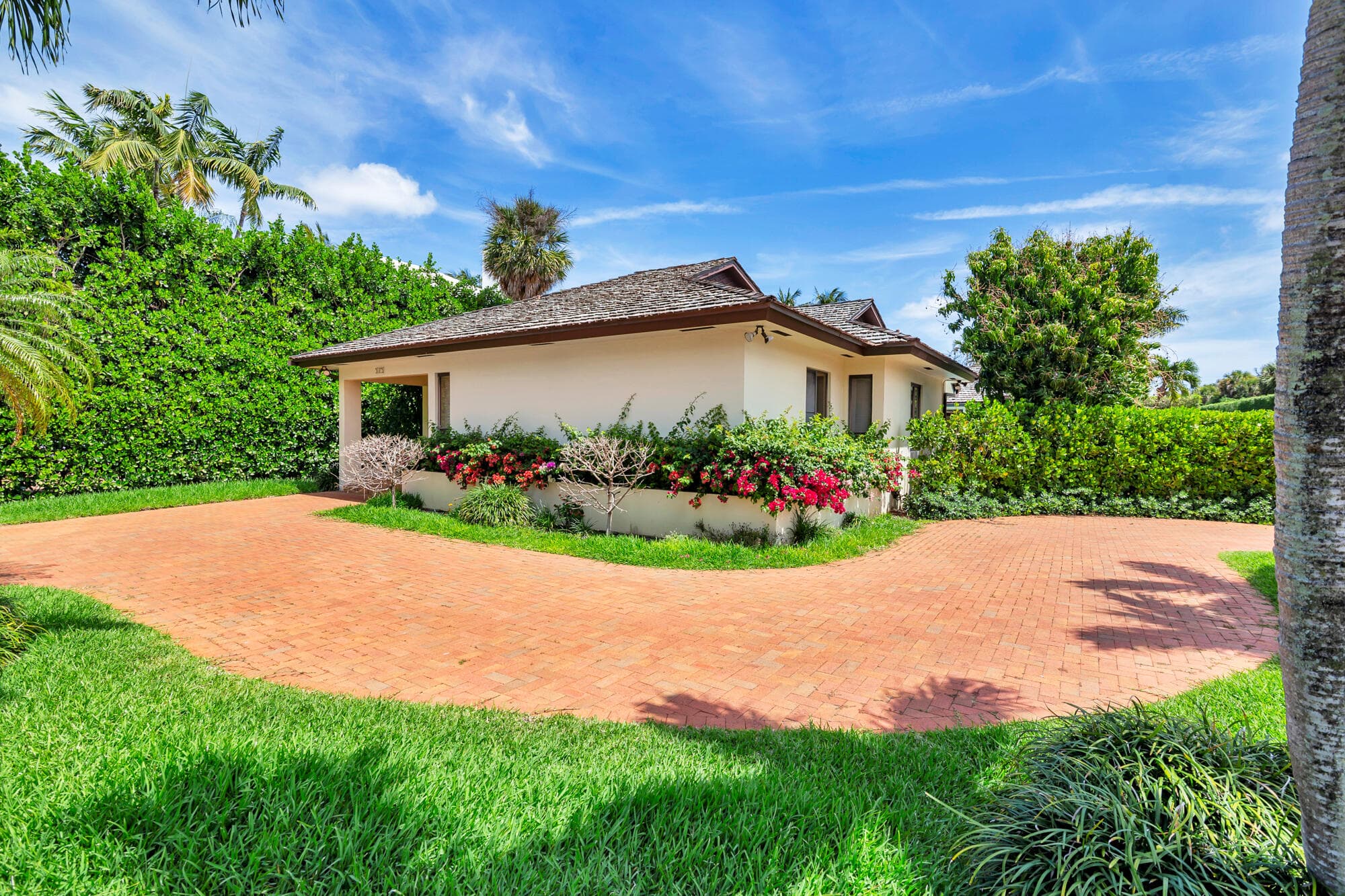 575 N Lake Way, Palm Beach, FL 33480 — photo 6 of 23