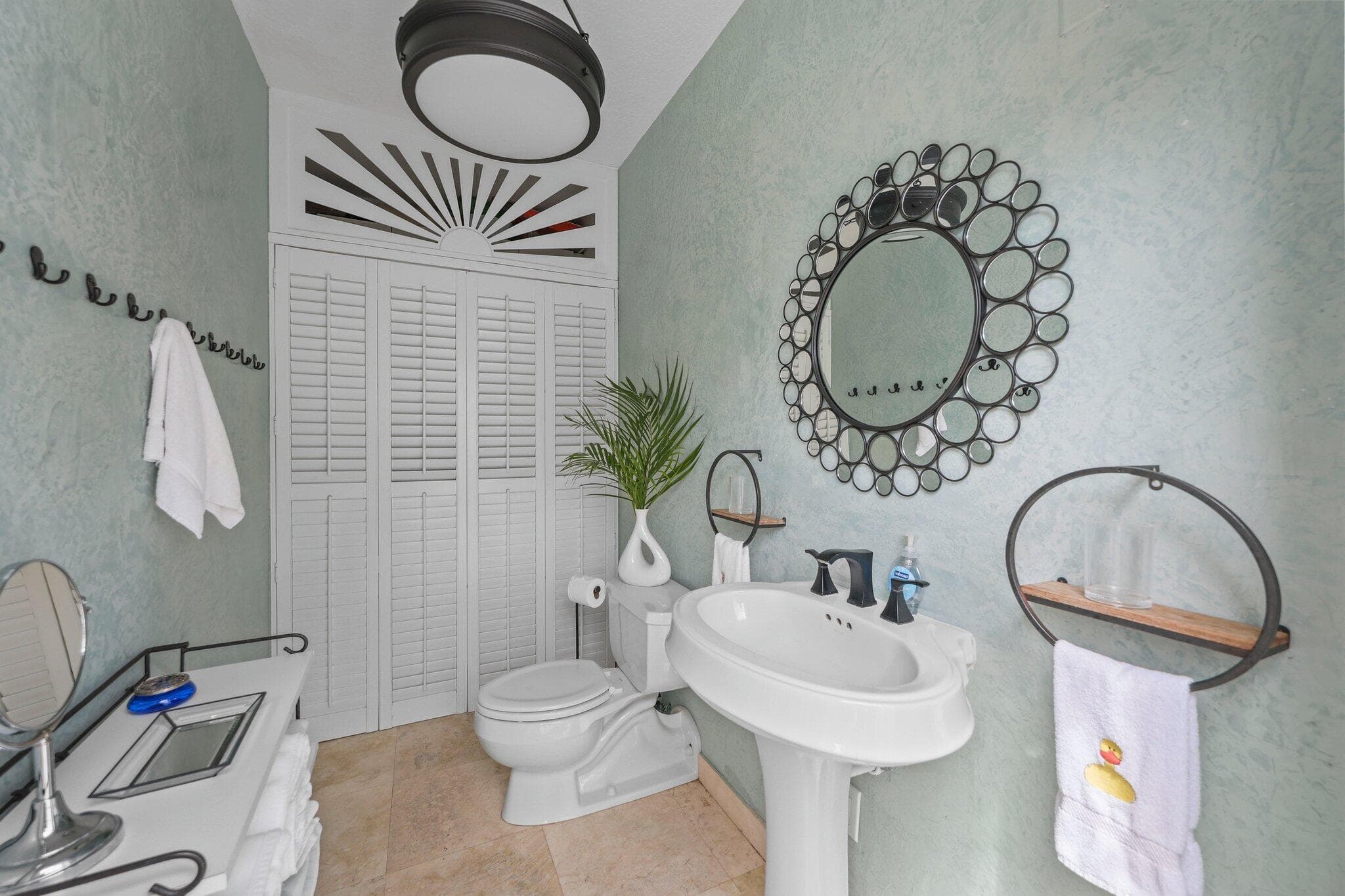605 Sunset Road, West Palm Beach, FL 33401 — photo 36 of 42