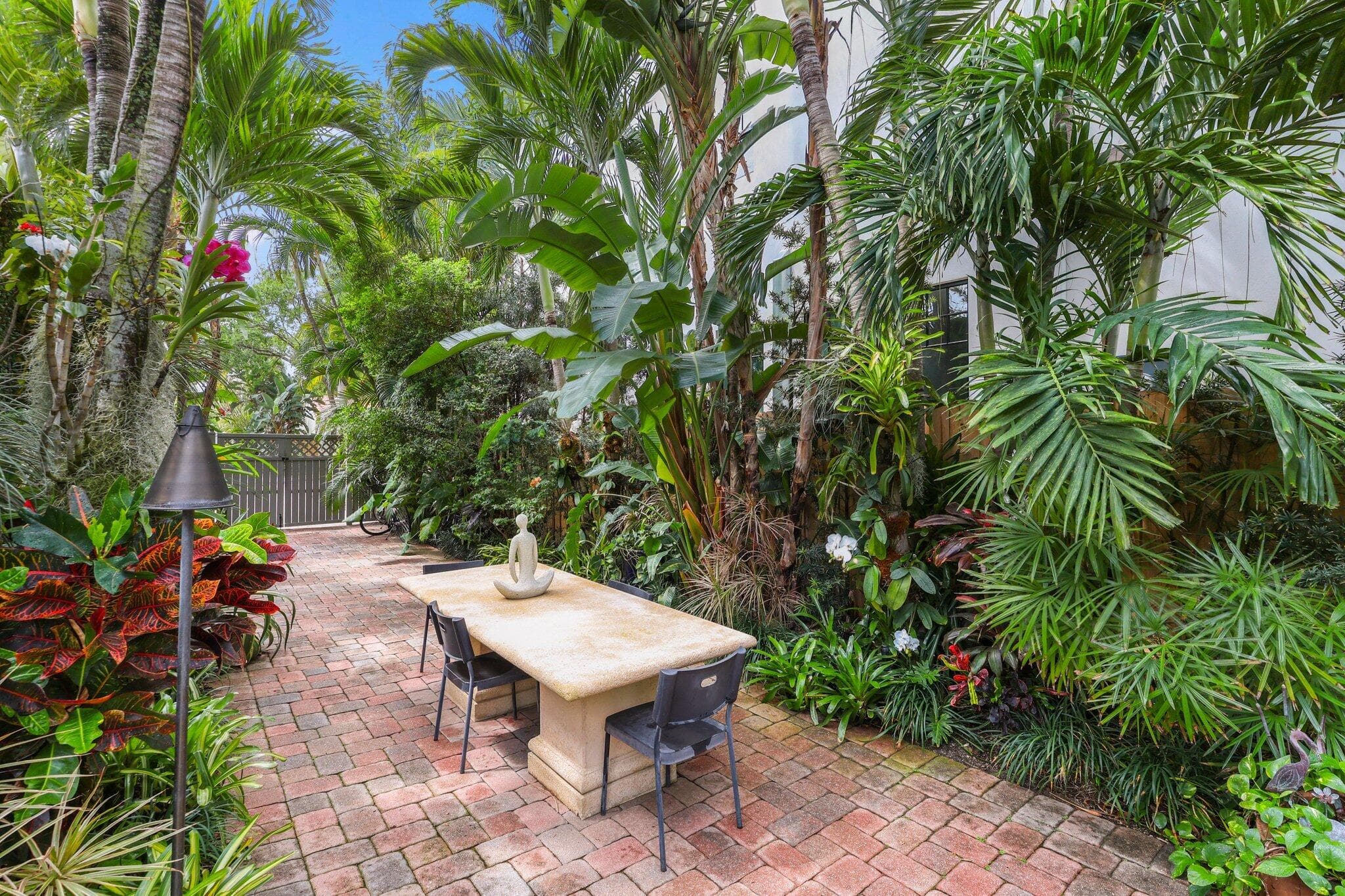 605 Sunset Road, West Palm Beach, FL 33401 — photo 11 of 42