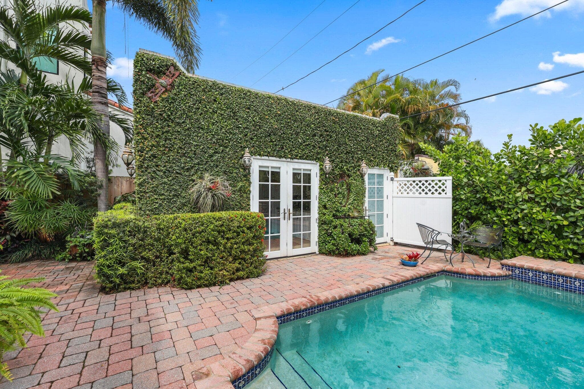 605 Sunset Road, West Palm Beach, FL 33401 — photo 9 of 42