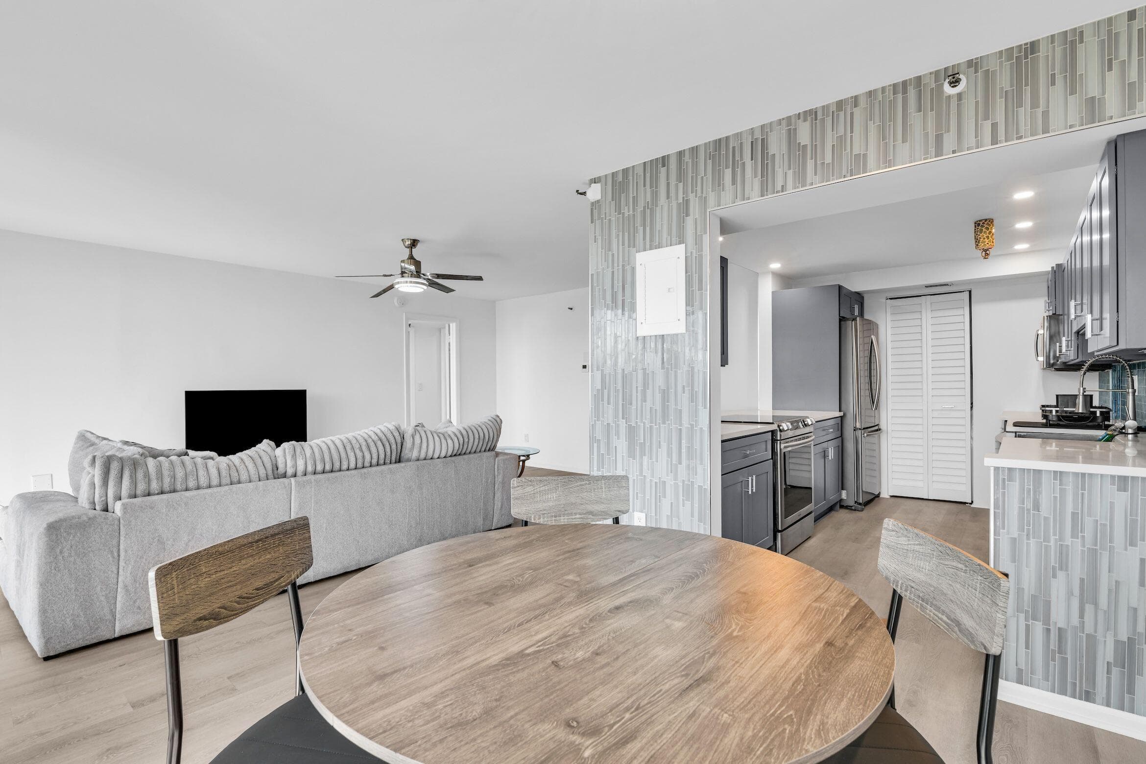 859 Jeffery Street SE 5090, Boca Raton, FL 33487 — photo 9 of 55