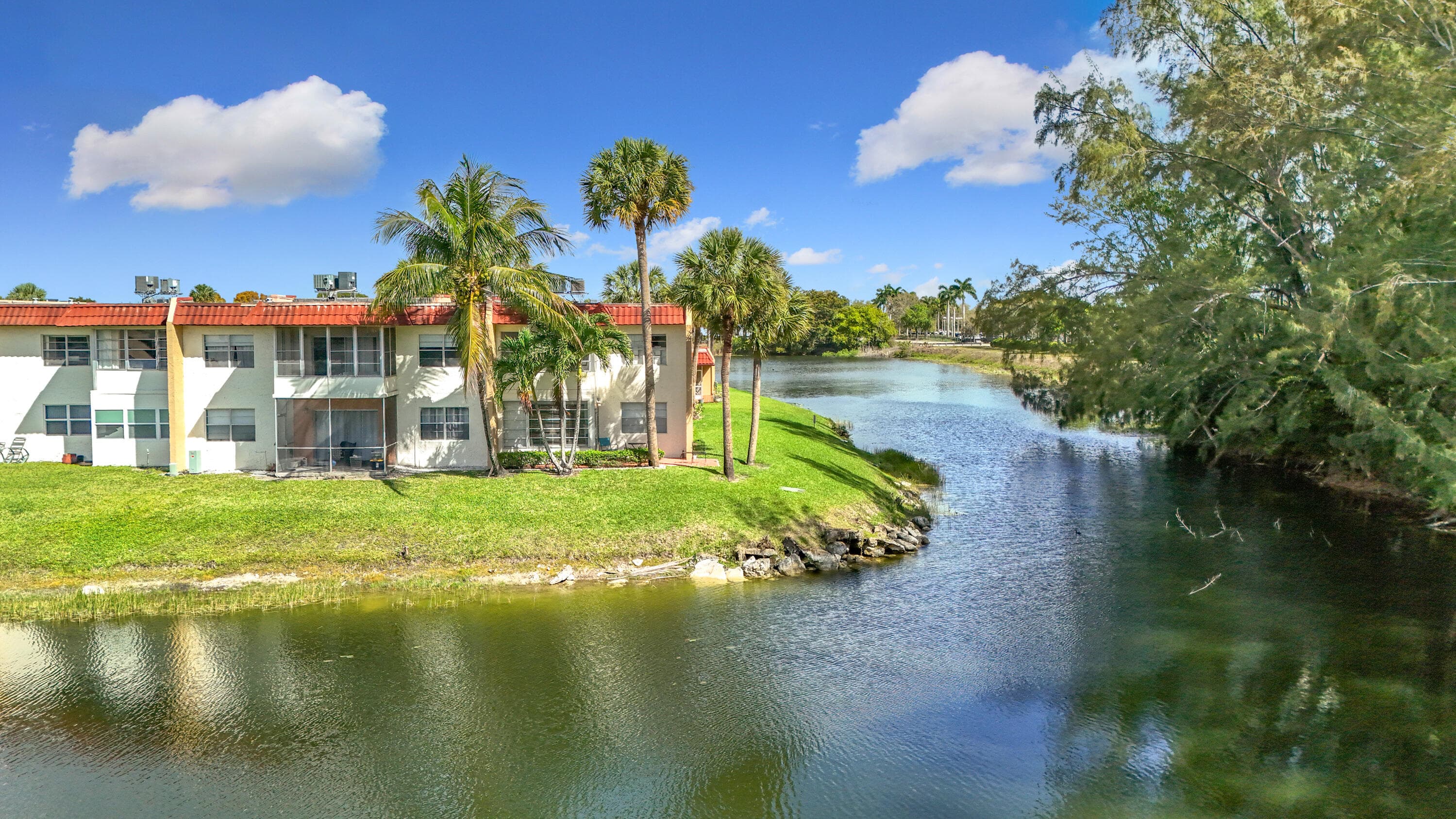 235 Lake Dora Drive 235, West Palm Beach, FL 33411 — photo 29 of 33
