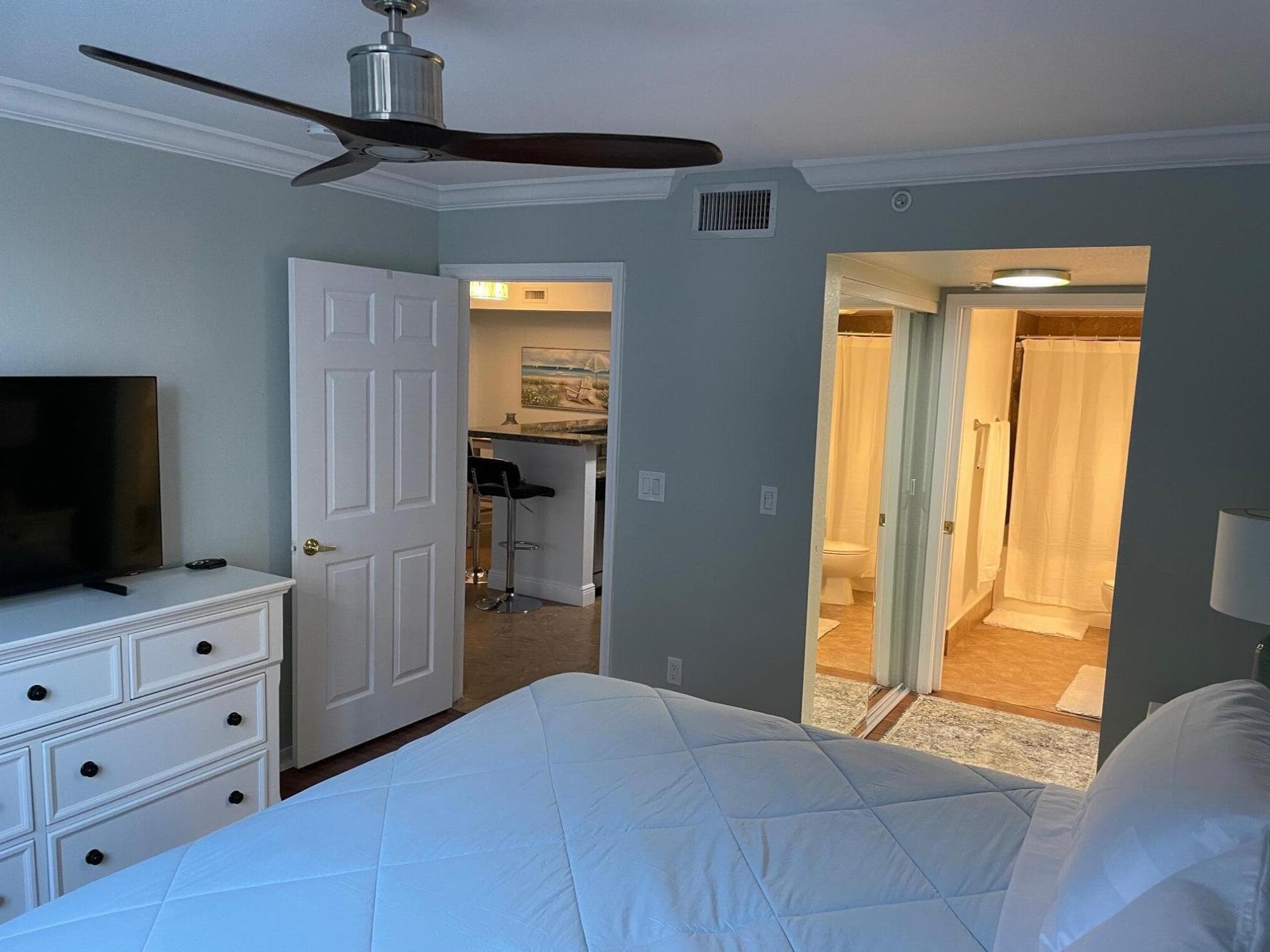 1801 N Flagler Drive 433, West Palm Beach, FL 33407 — photo 9 of 29
