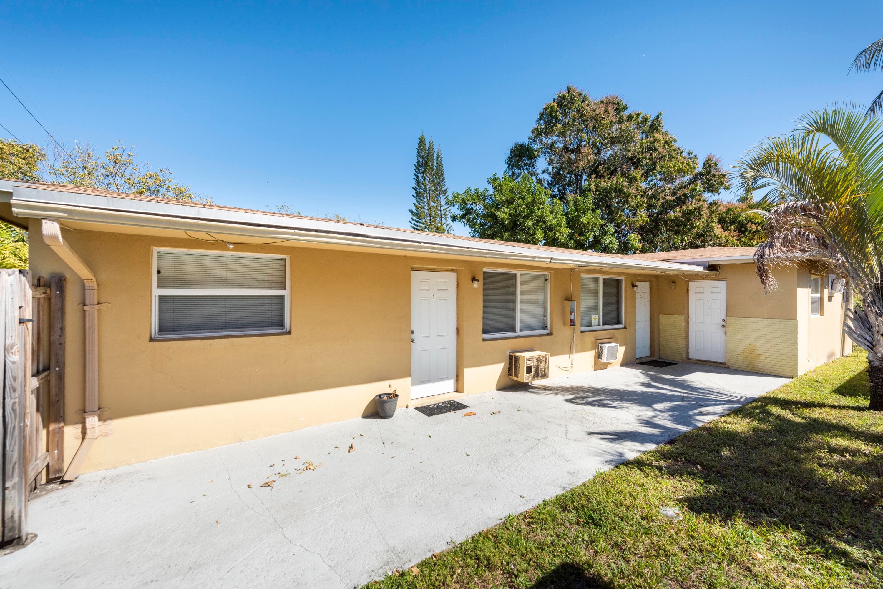 1108 NW 5th Avenue 2, Fort Lauderdale, FL 33311 — photo 15 of 17
