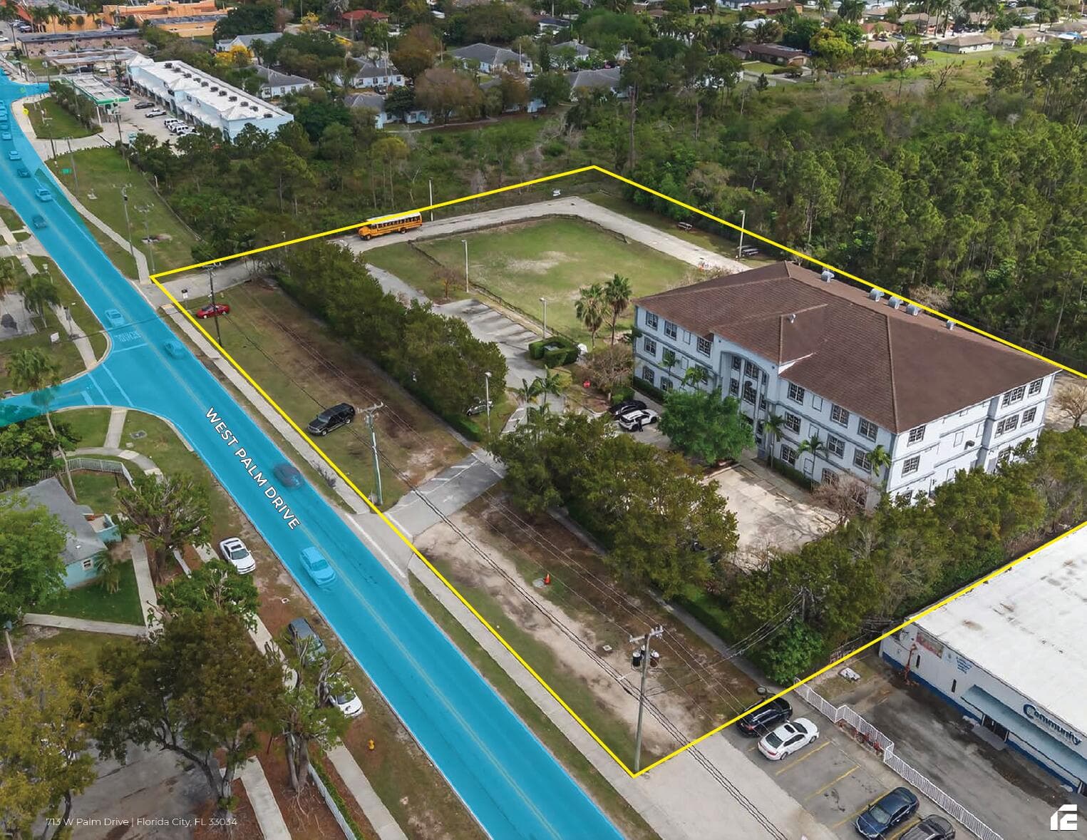 713 W Palm Drive, Florida City, FL — photo 1 of 39