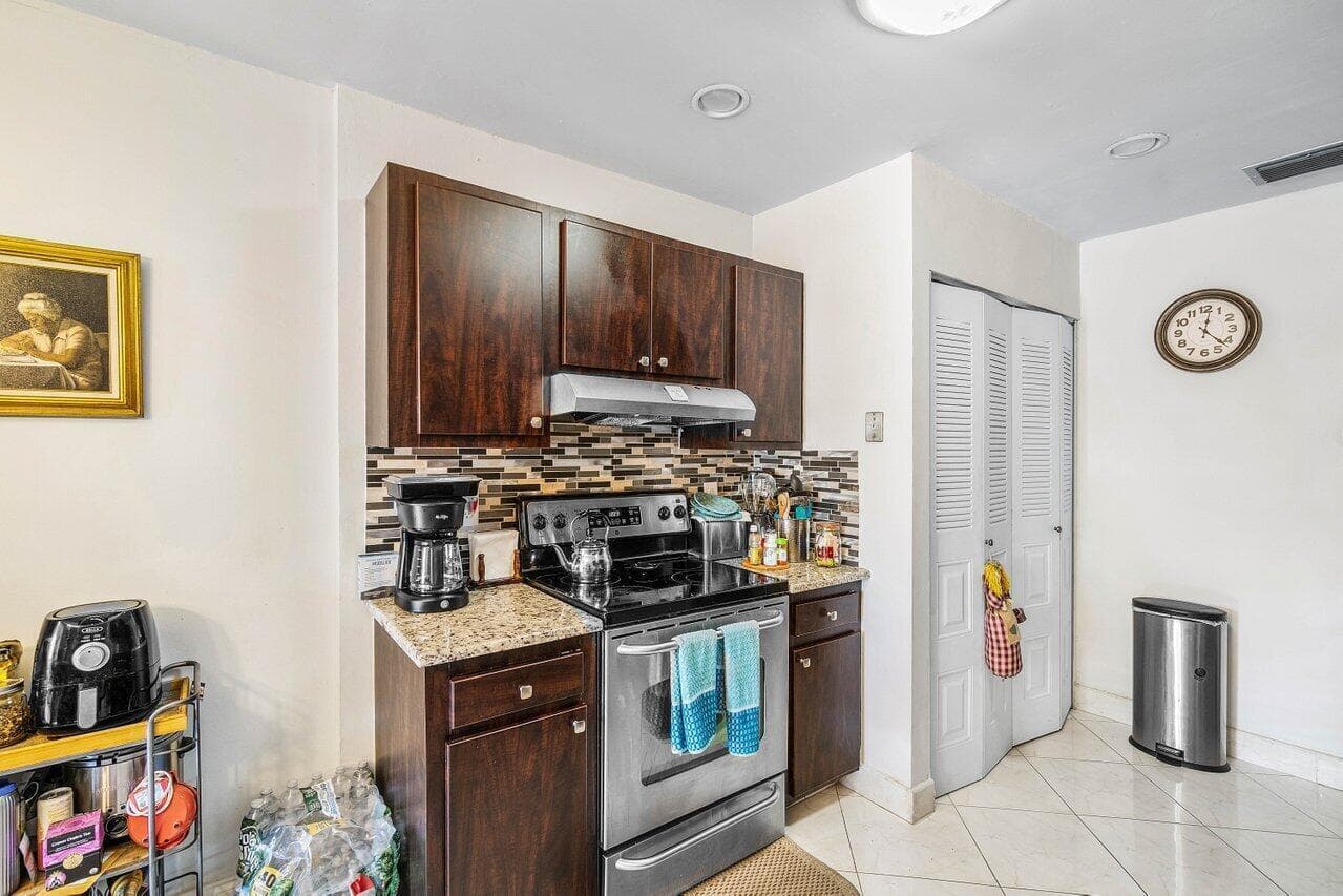 5814 Doris Court, Delray Beach, FL 33484 — photo 14 of 22