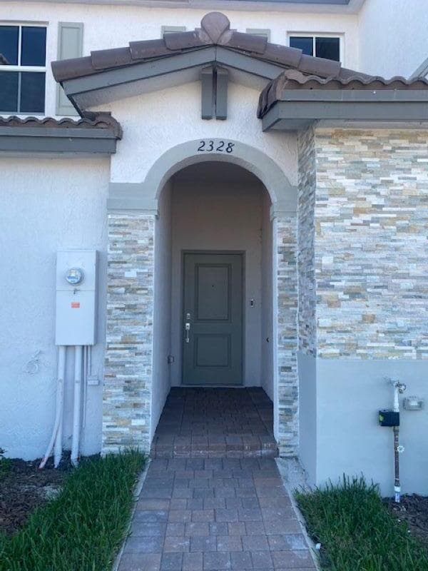 2354 NW 125th Street, Miami, FL 33167 — photo 1 of 9