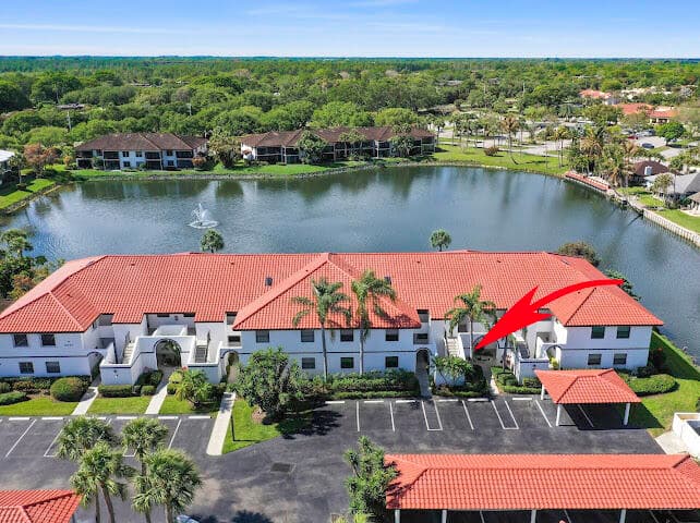 6081 SE Landing Way 6, Stuart, FL 34997 — photo 3 of 37