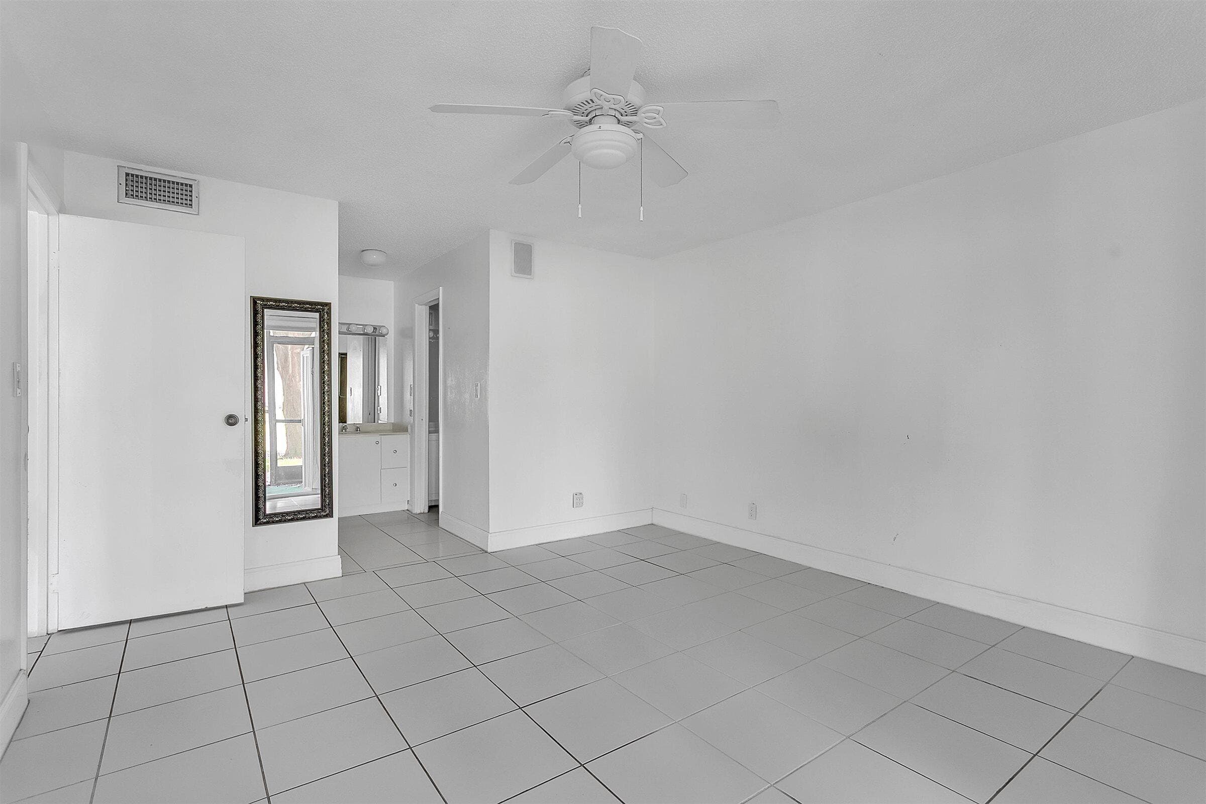 5860 NW 44th Street 111, Lauderhill, FL 33319 — photo 11 of 24